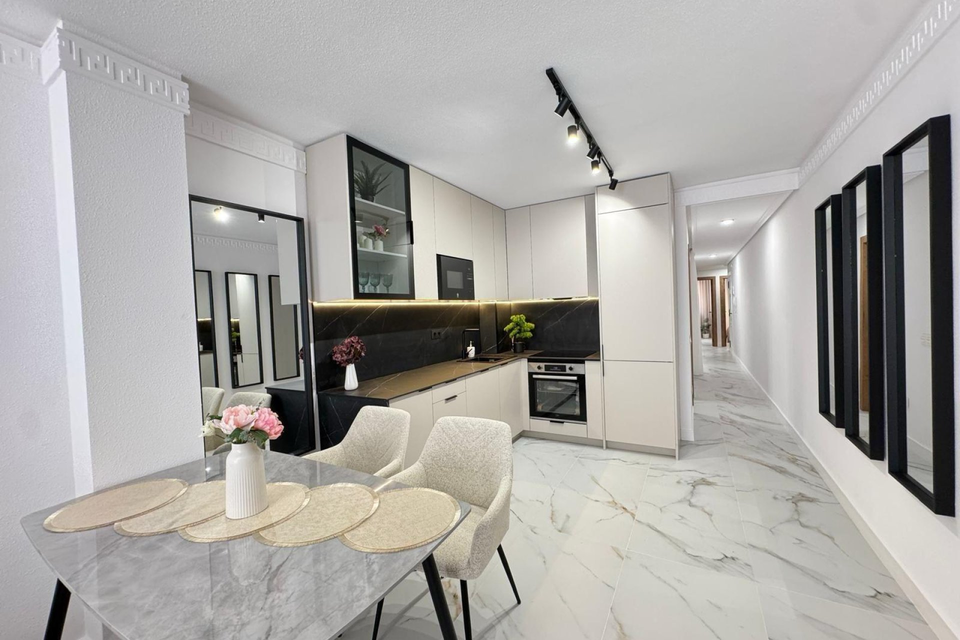 Segunda mano - Apartamento -
Torrevieja - Playa de los Locos