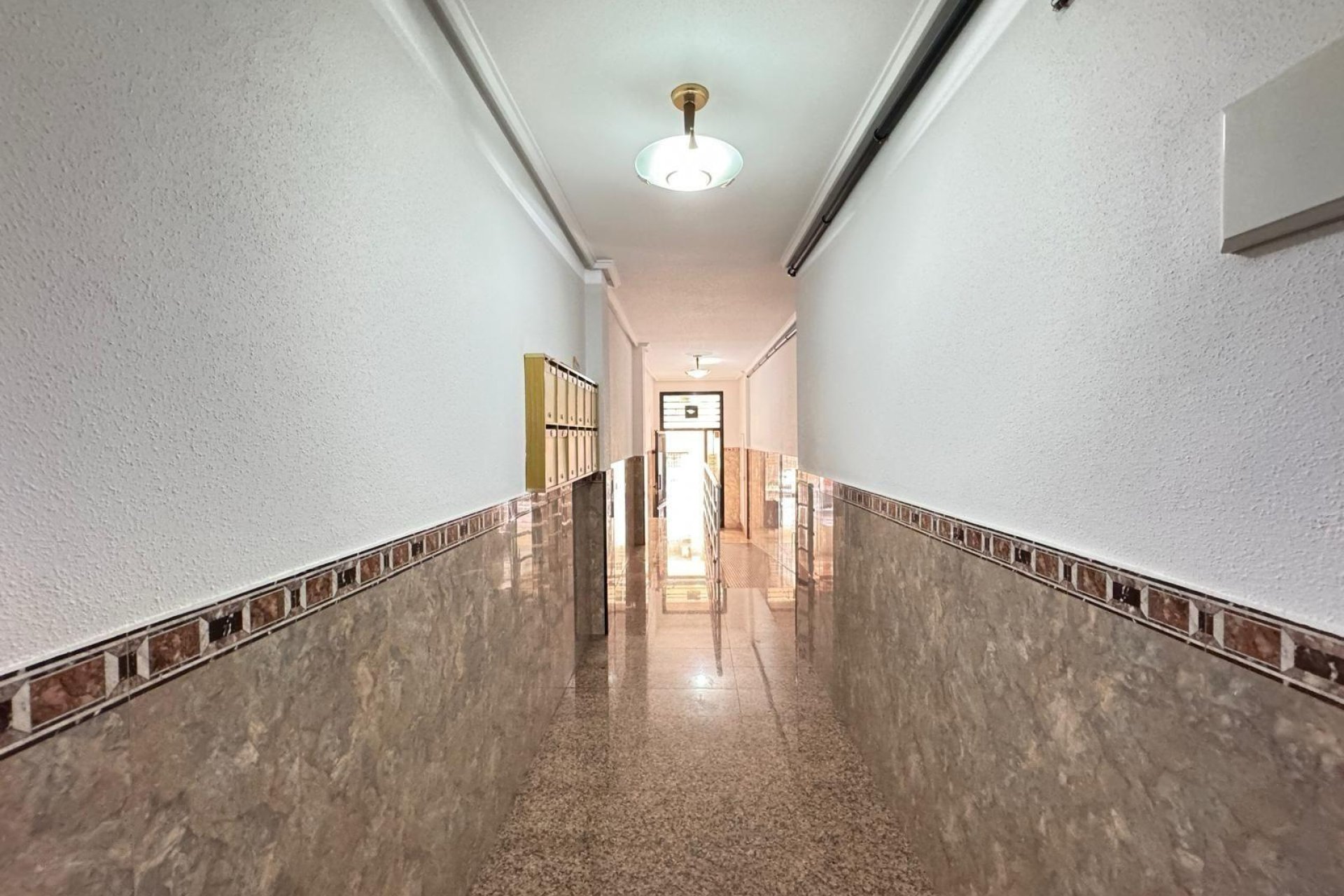 Segunda mano - Apartamento -
Torrevieja - Playa de los Locos