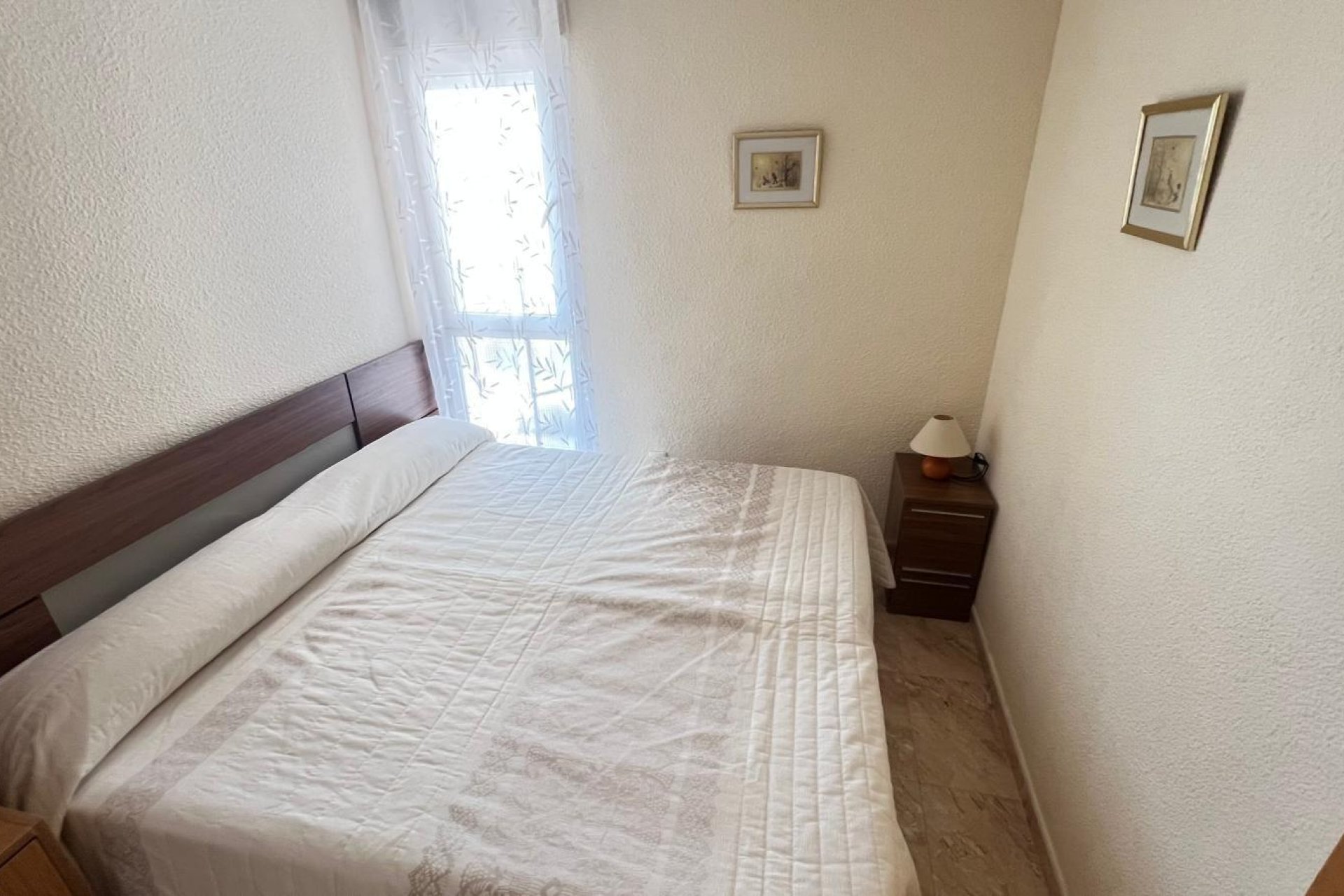 Segunda mano - Apartamento -
Torrevieja - Playa de los Locos