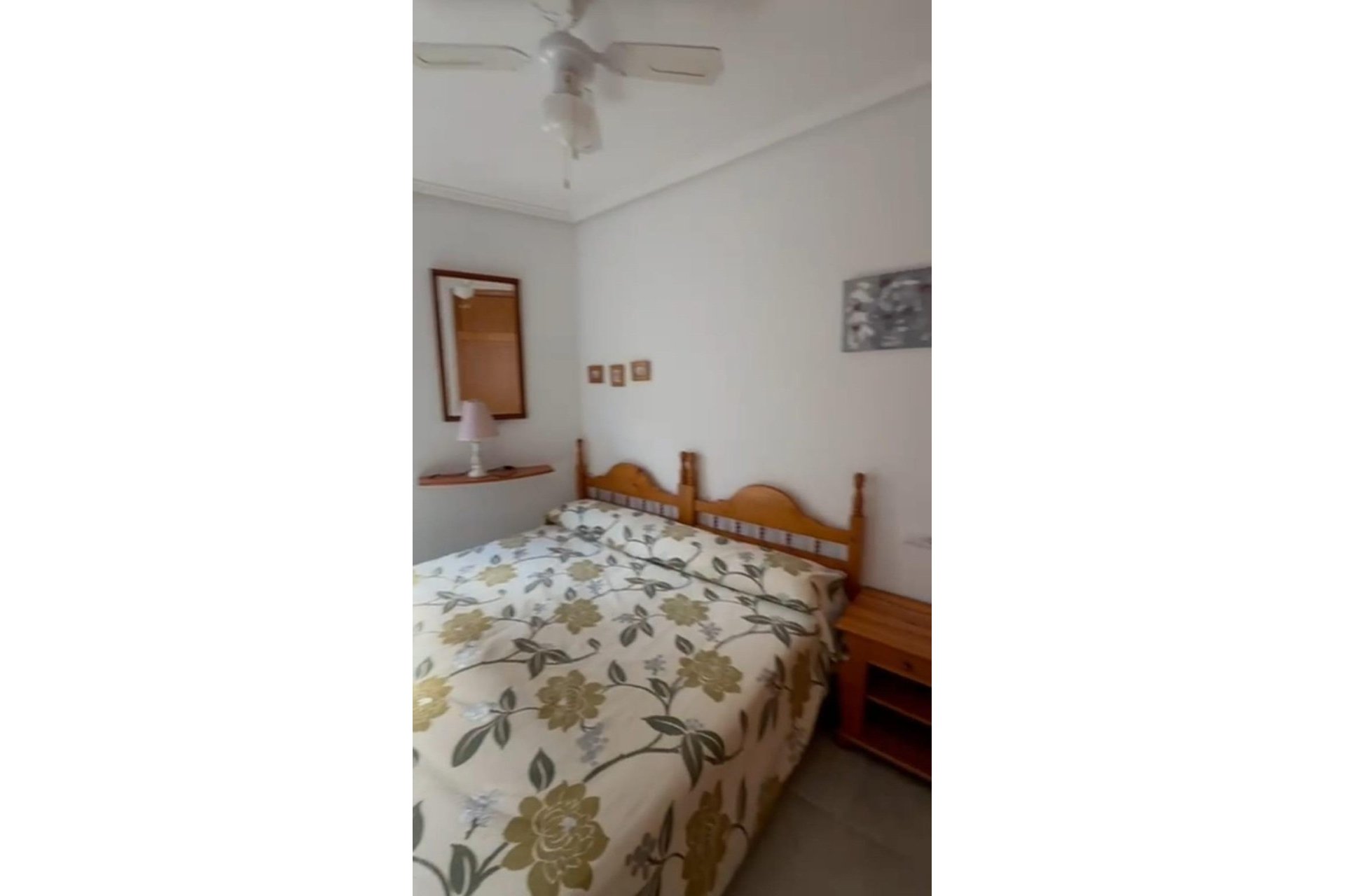 Segunda mano - Apartamento -
Torrevieja - Playa de los Locos