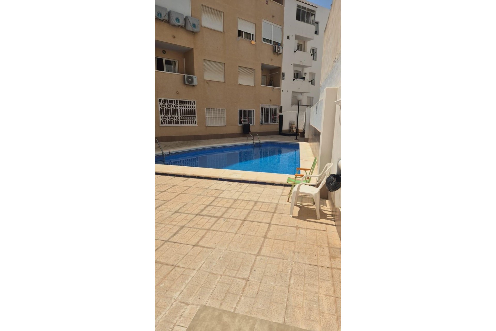 Segunda mano - Apartamento -
Torrevieja - Playa de los Locos