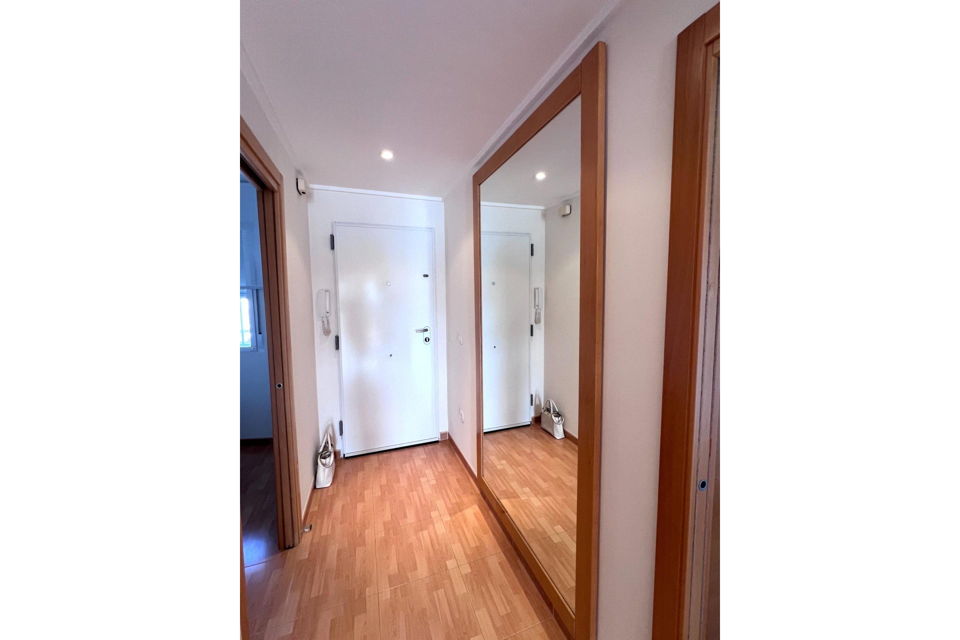 Segunda mano - Apartamento -
Torrevieja - Playa de los Locos