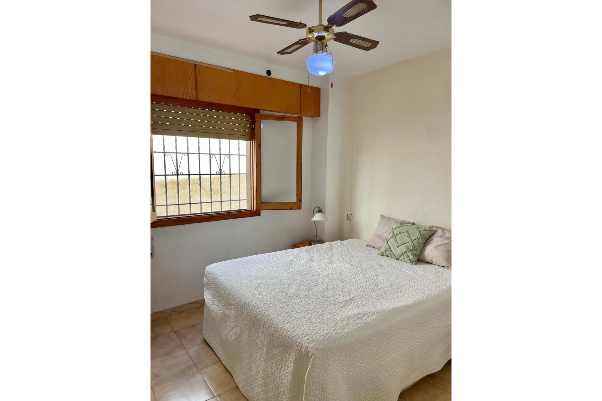 Segunda mano - Apartamento -
Torrevieja - Playa de los Locos