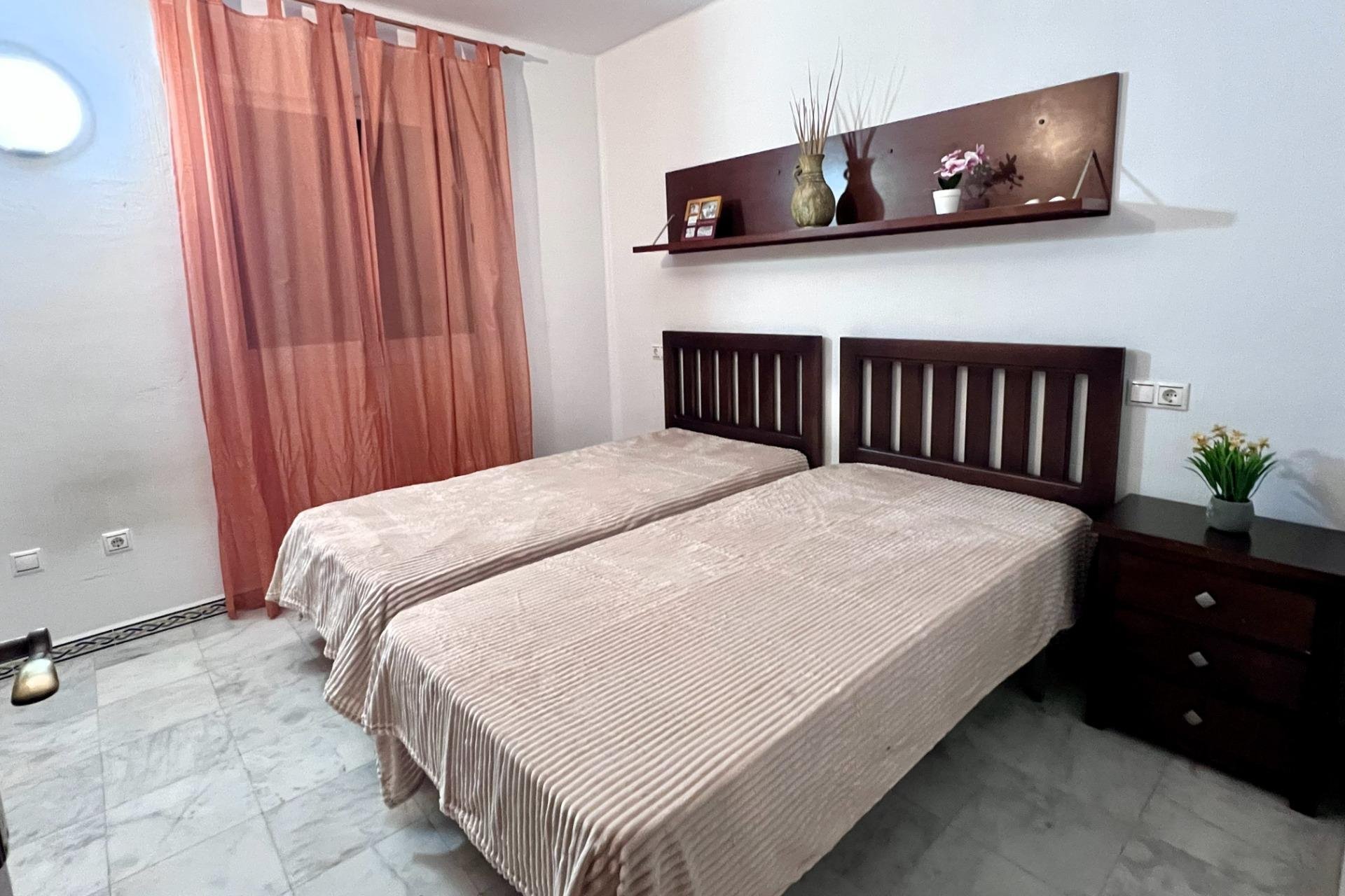 Segunda mano - Apartamento -
Torrevieja - Playa de los Locos