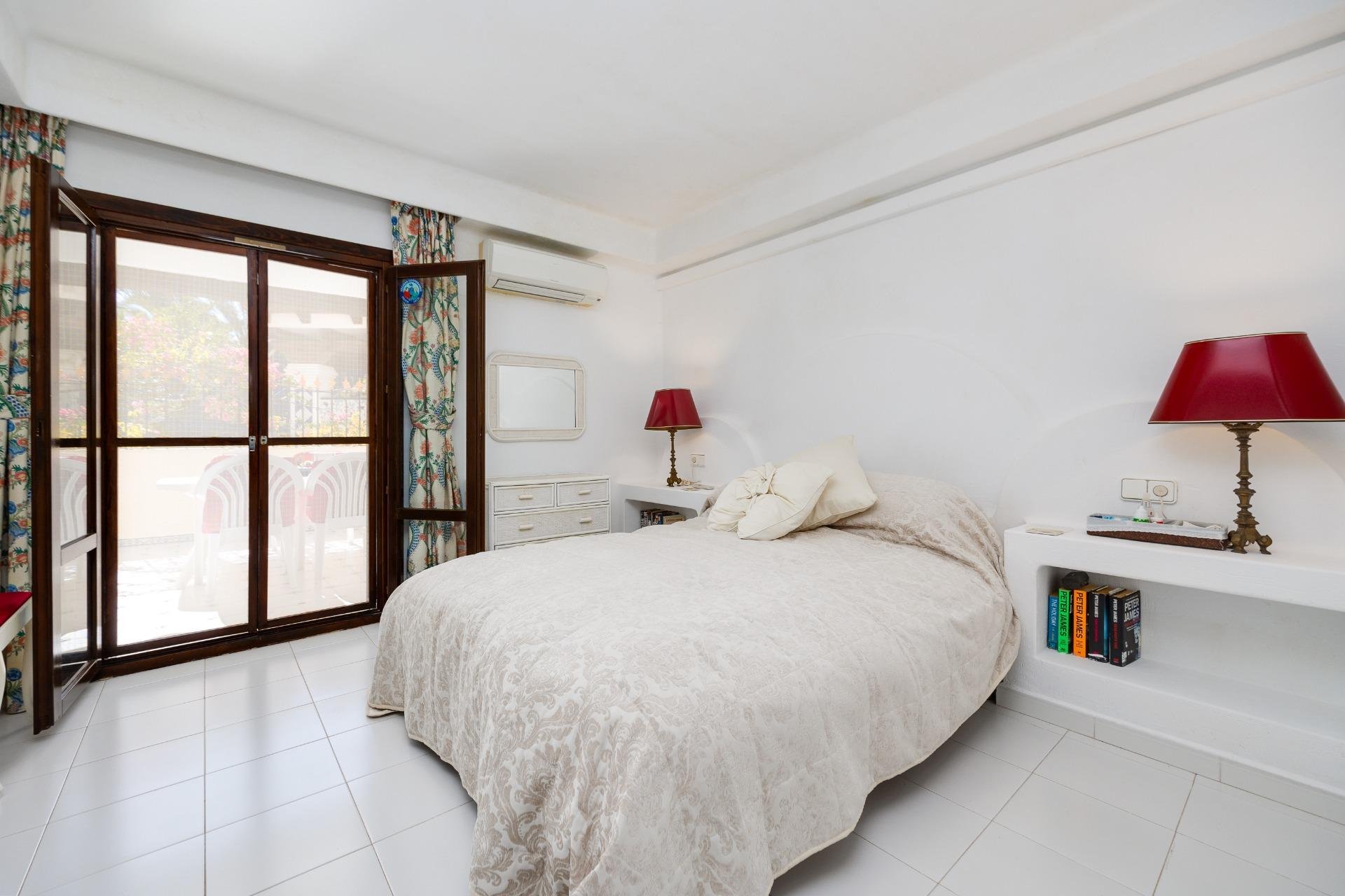 Segunda mano - Apartamento -
Torrevieja - Playa de los Locos