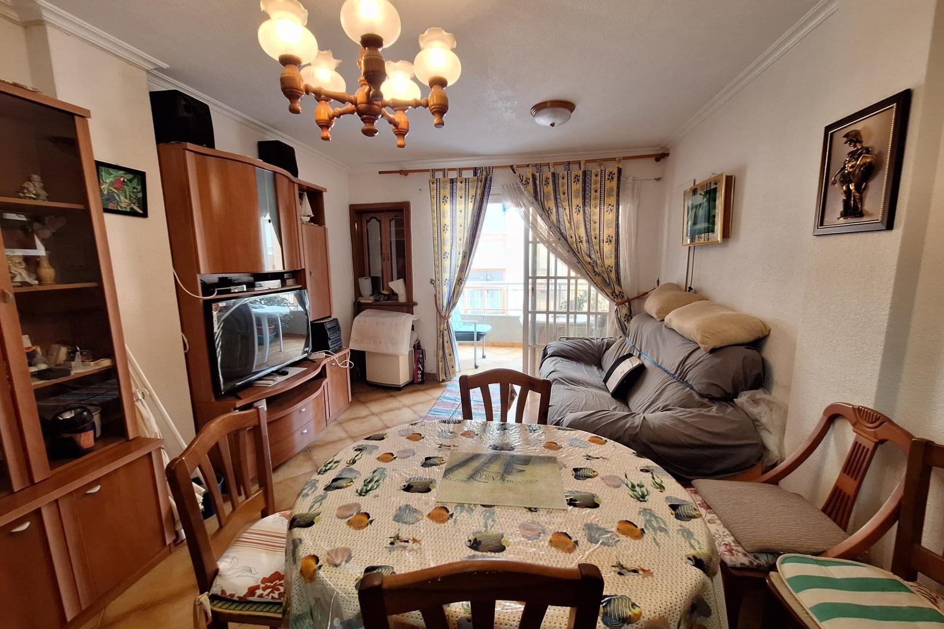 Segunda mano - Apartamento -
Torrevieja - Playa de los Locos