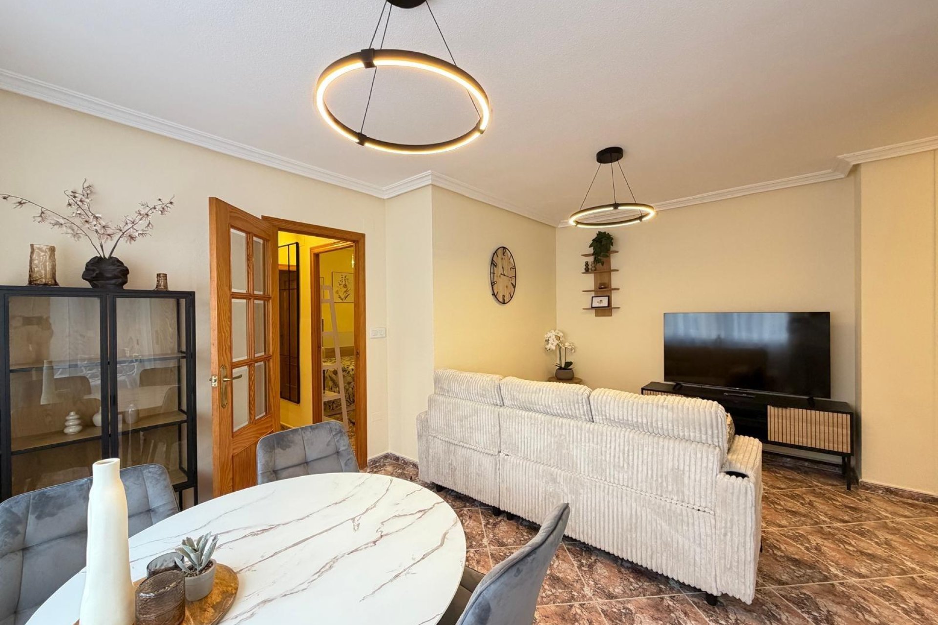 Segunda mano - Apartamento -
Torrevieja - Playa de los Locos