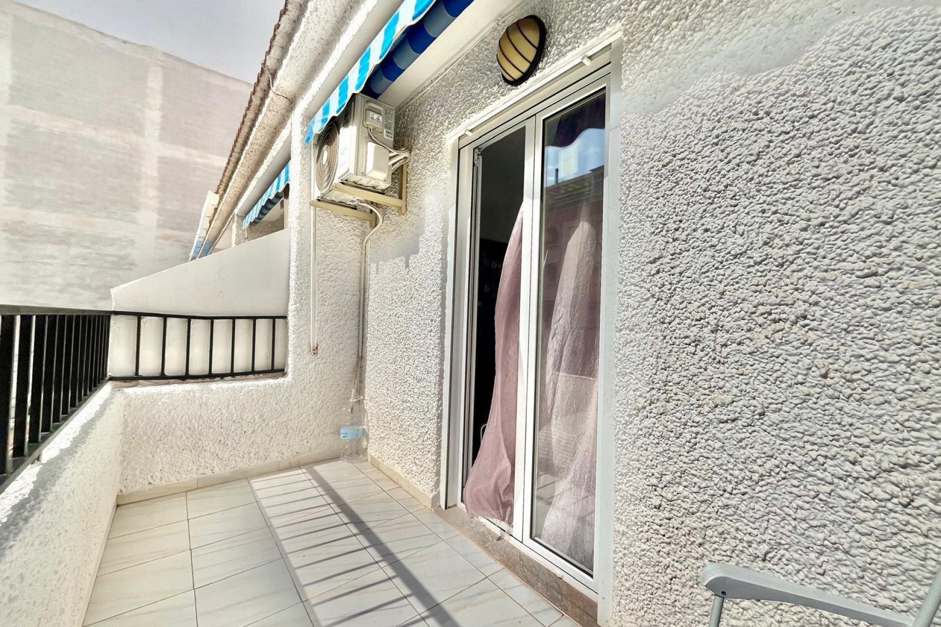 Segunda mano - Apartamento -
Torrevieja - Playa de los Locos