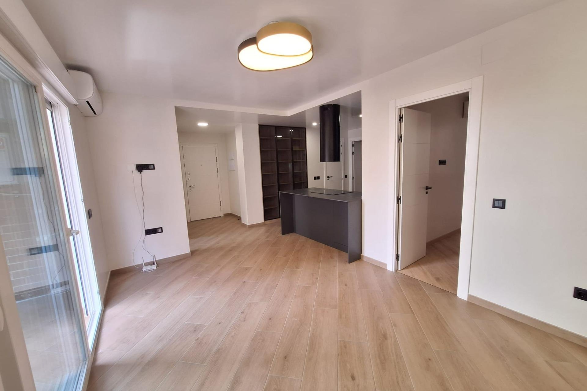 Segunda mano - Apartamento -
Torrevieja - Playa de los Locos