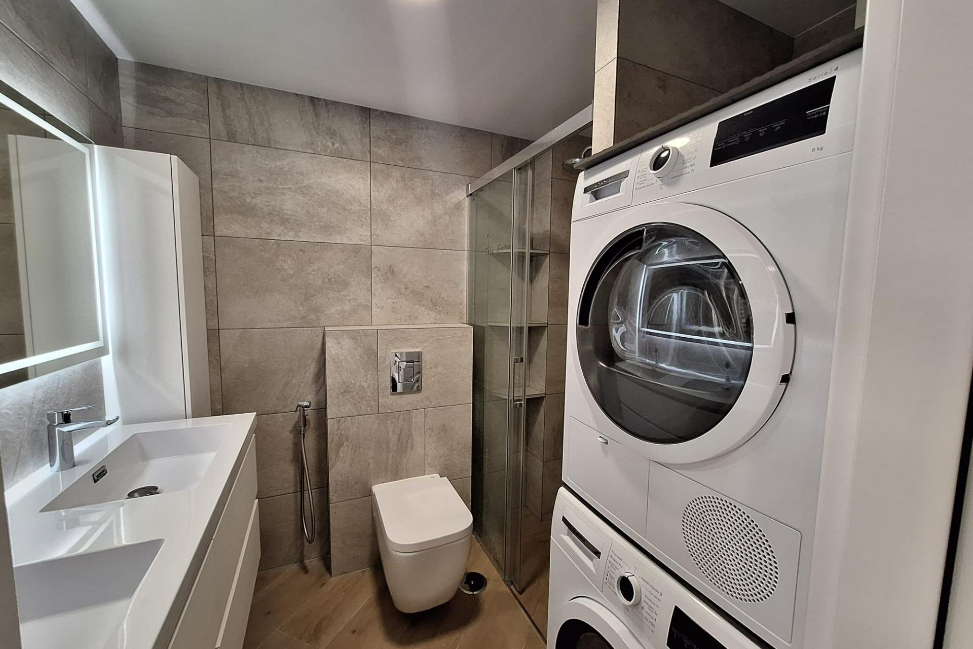 Segunda mano - Apartamento -
Torrevieja - Playa de los Locos