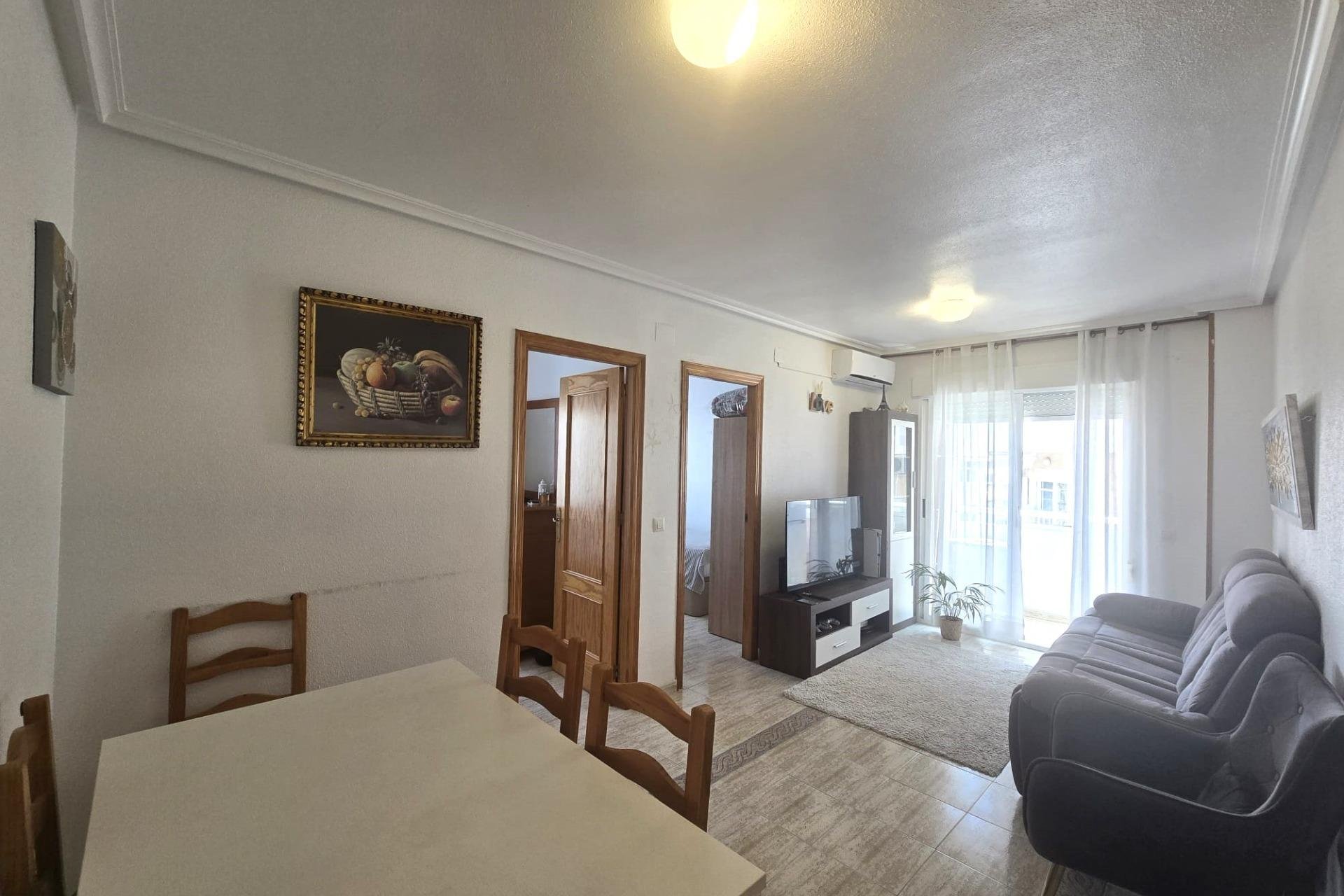 Segunda mano - Apartamento -
Torrevieja - Playa de los Locos