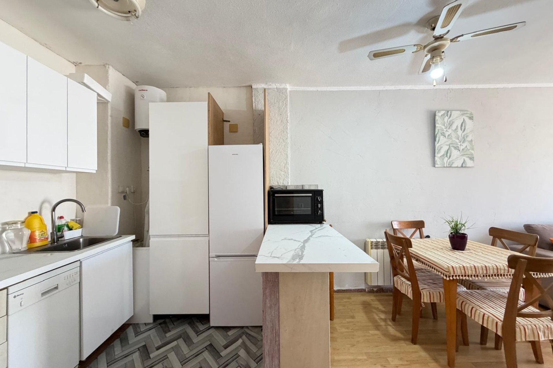 Segunda mano - Apartamento -
Torrevieja - Playa de los Locos
