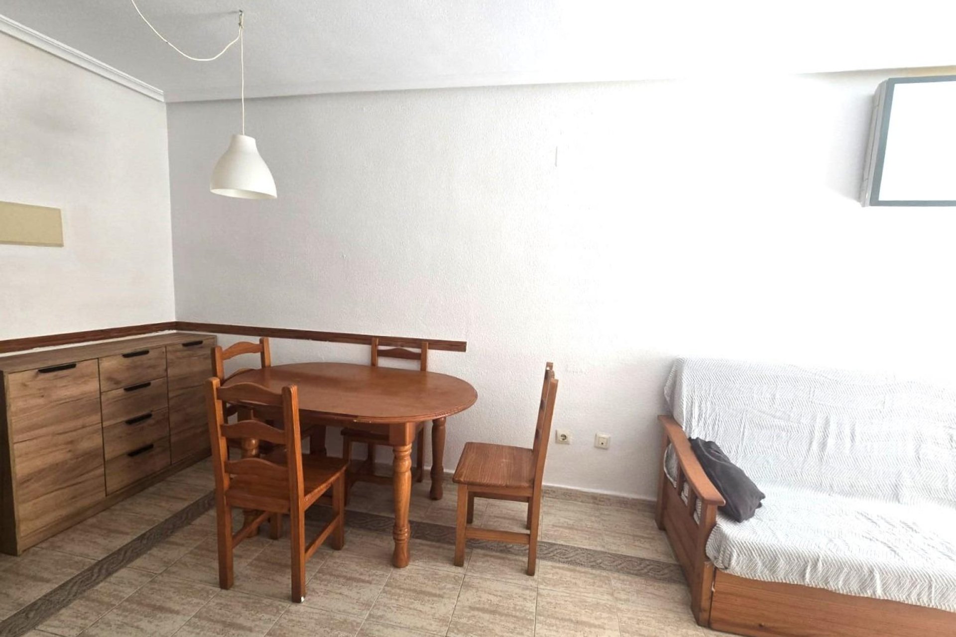 Segunda mano - Apartamento -
Torrevieja - Playa de los Locos