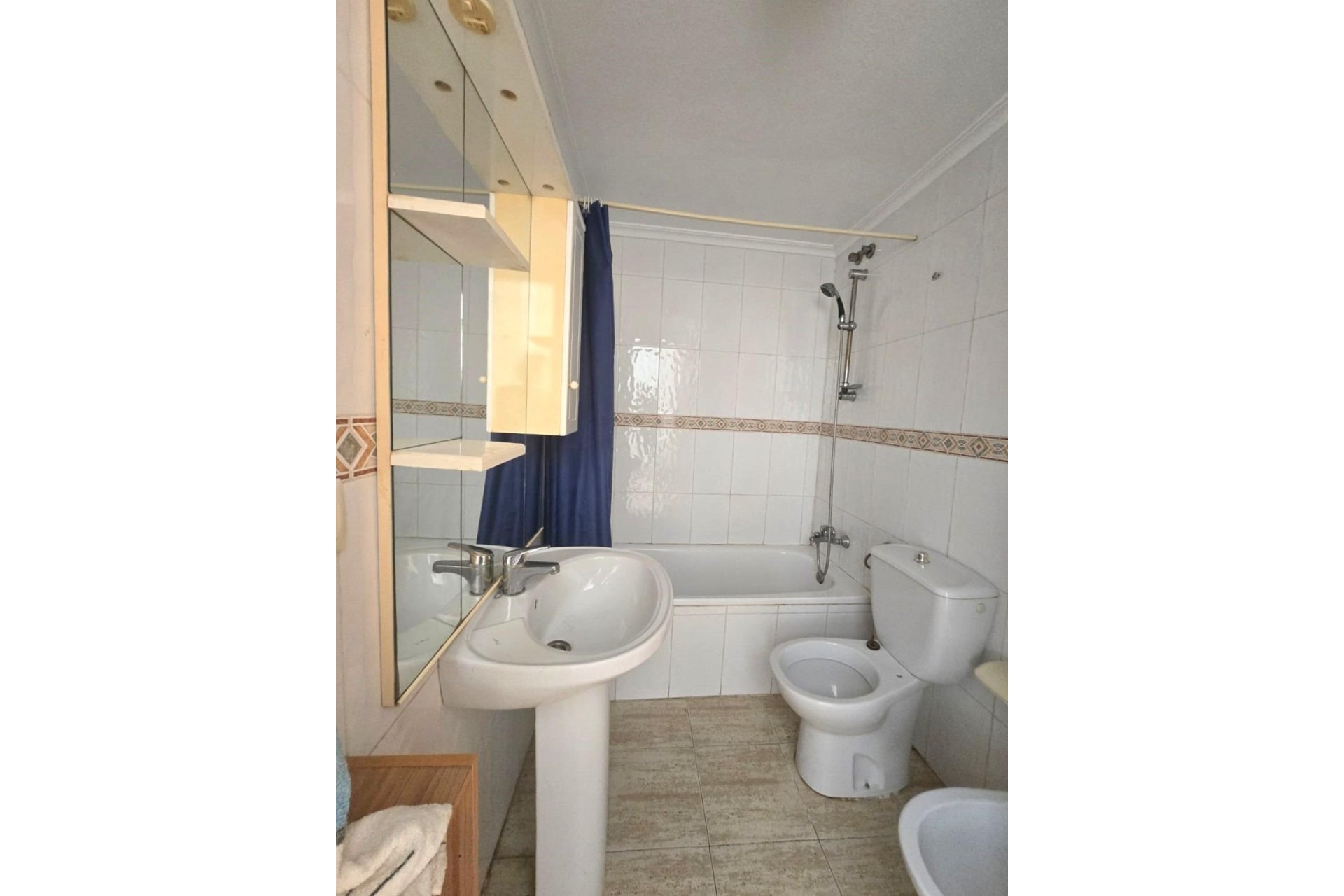 Segunda mano - Apartamento -
Torrevieja - Playa de los Locos