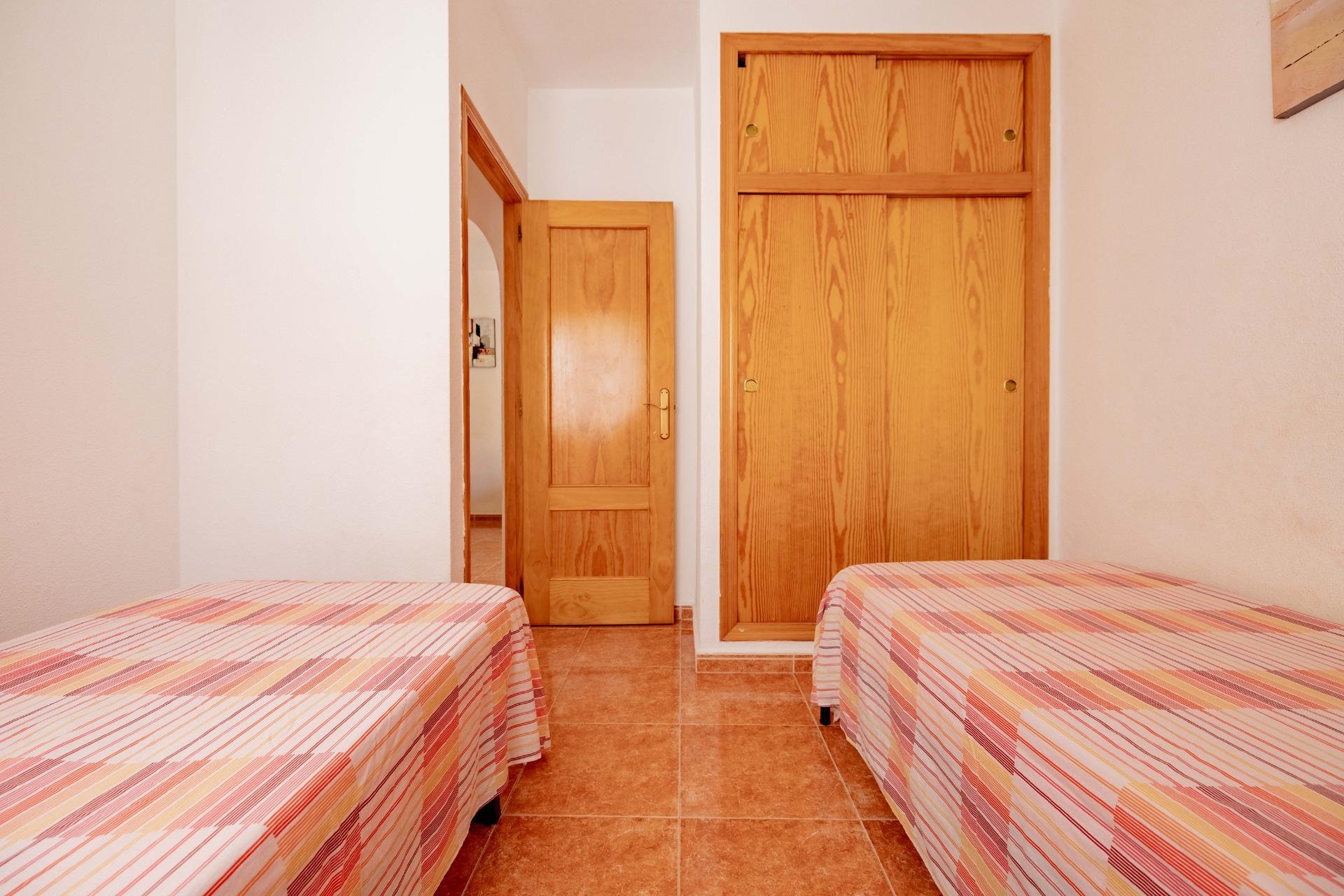 Segunda mano - Apartamento -
Torrevieja - Playa de los Locos