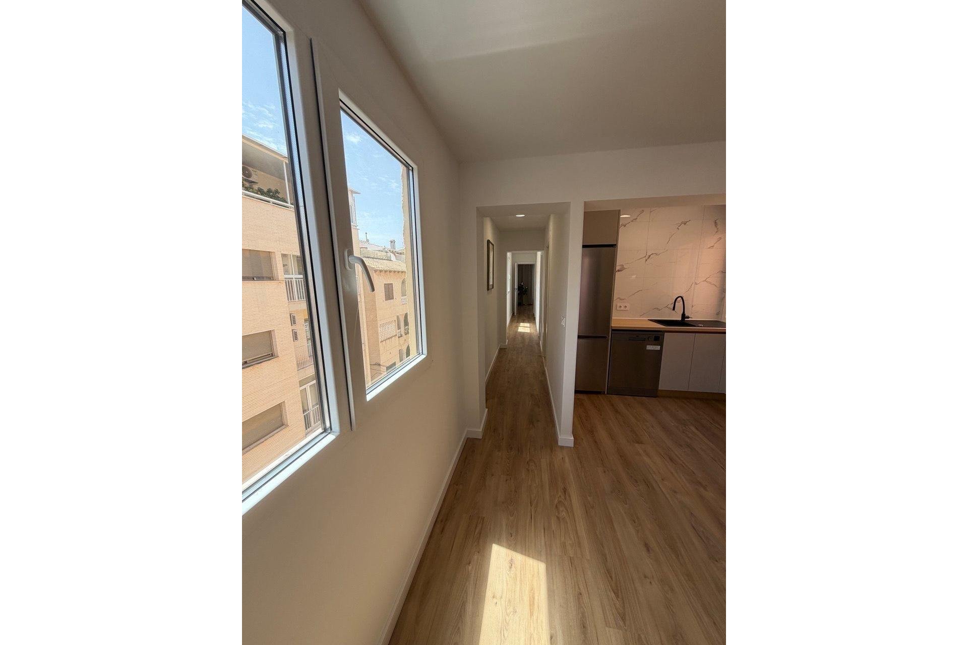 Segunda mano - Apartamento -
Torrevieja - Playa de los Locos