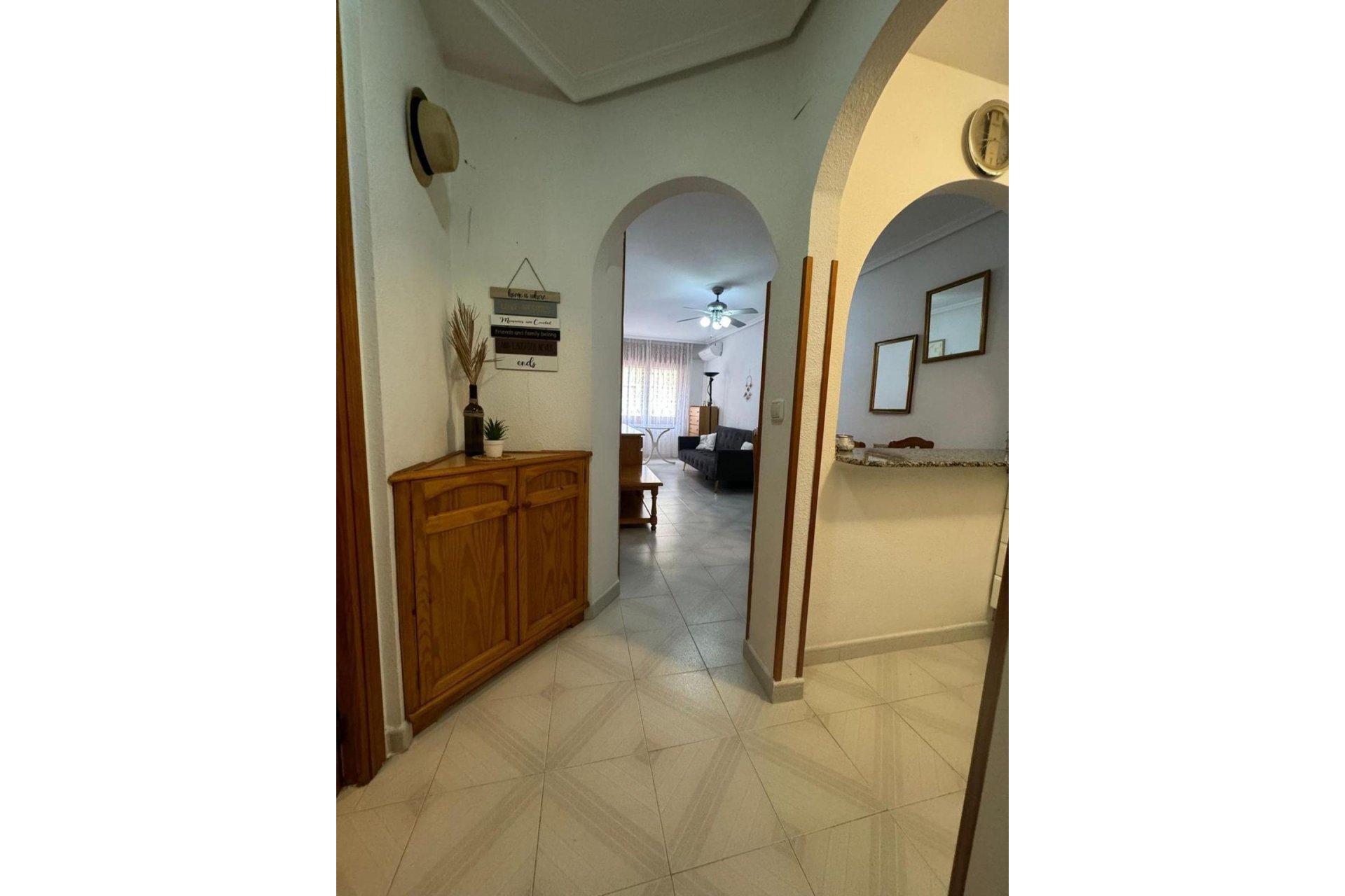 Segunda mano - Apartamento -
Torrevieja - Playa De Los Naufragos