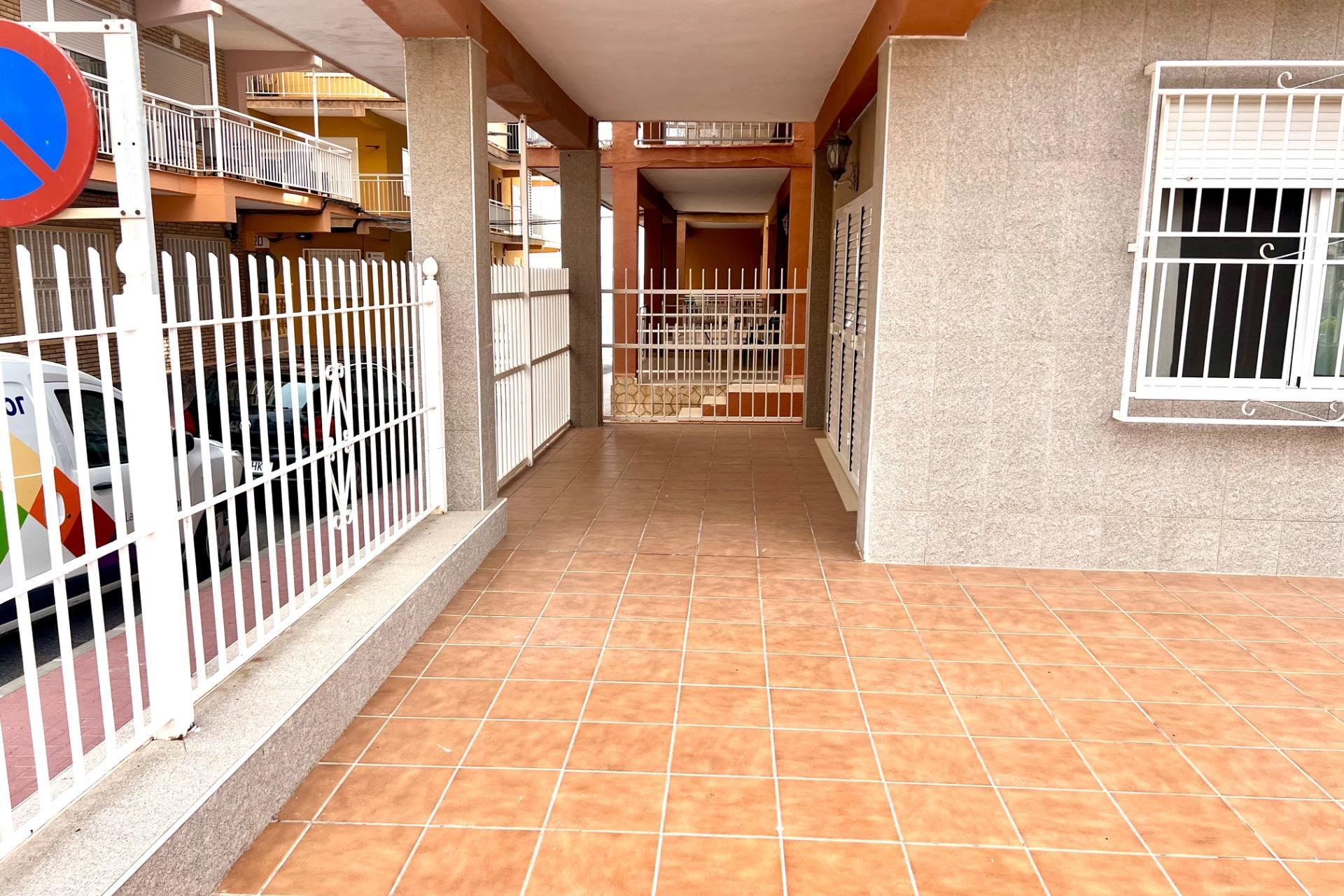 Segunda mano - Apartamento -
Torrevieja - Playa De Los Naufragos