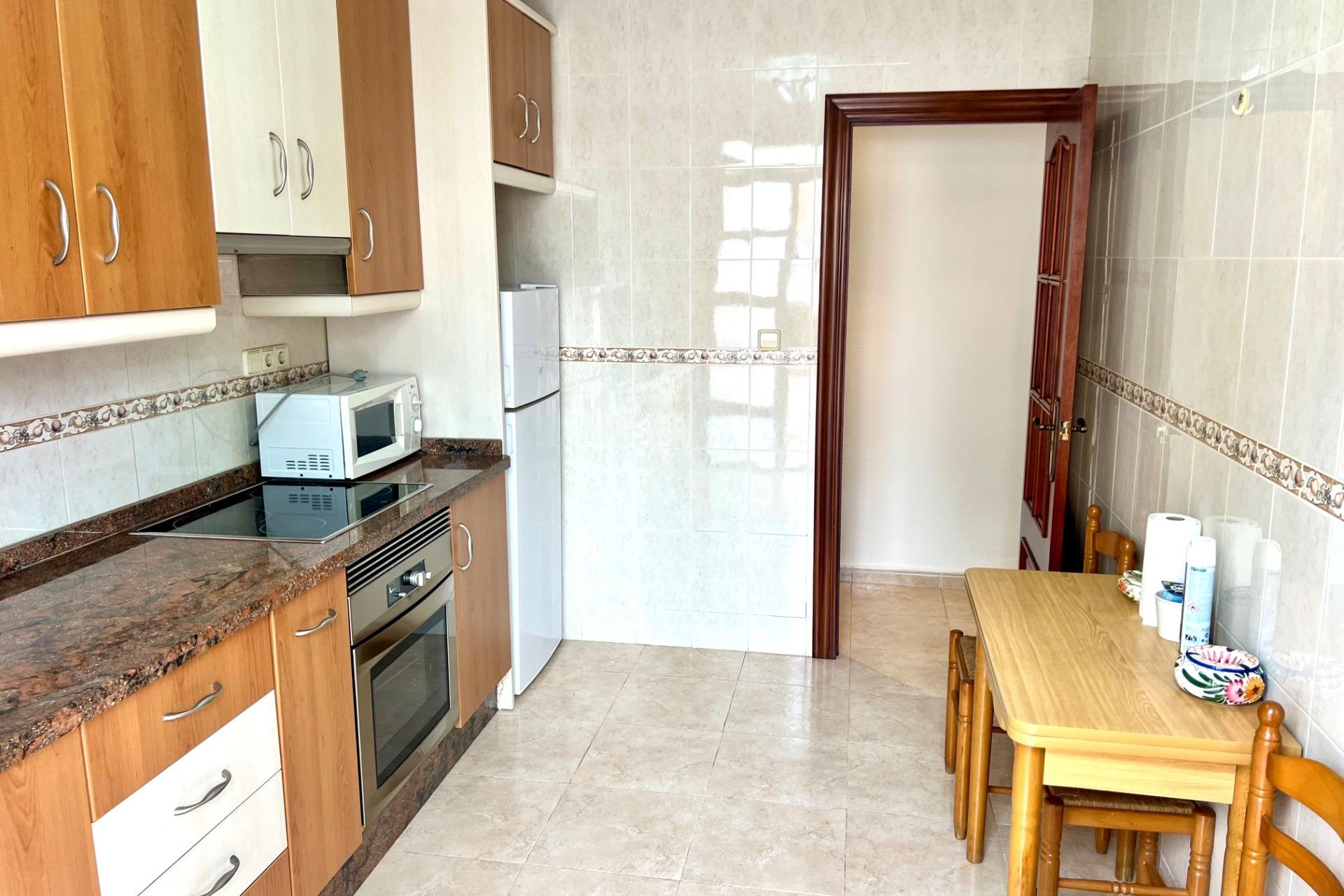 Segunda mano - Apartamento -
Torrevieja - Playa De Los Naufragos