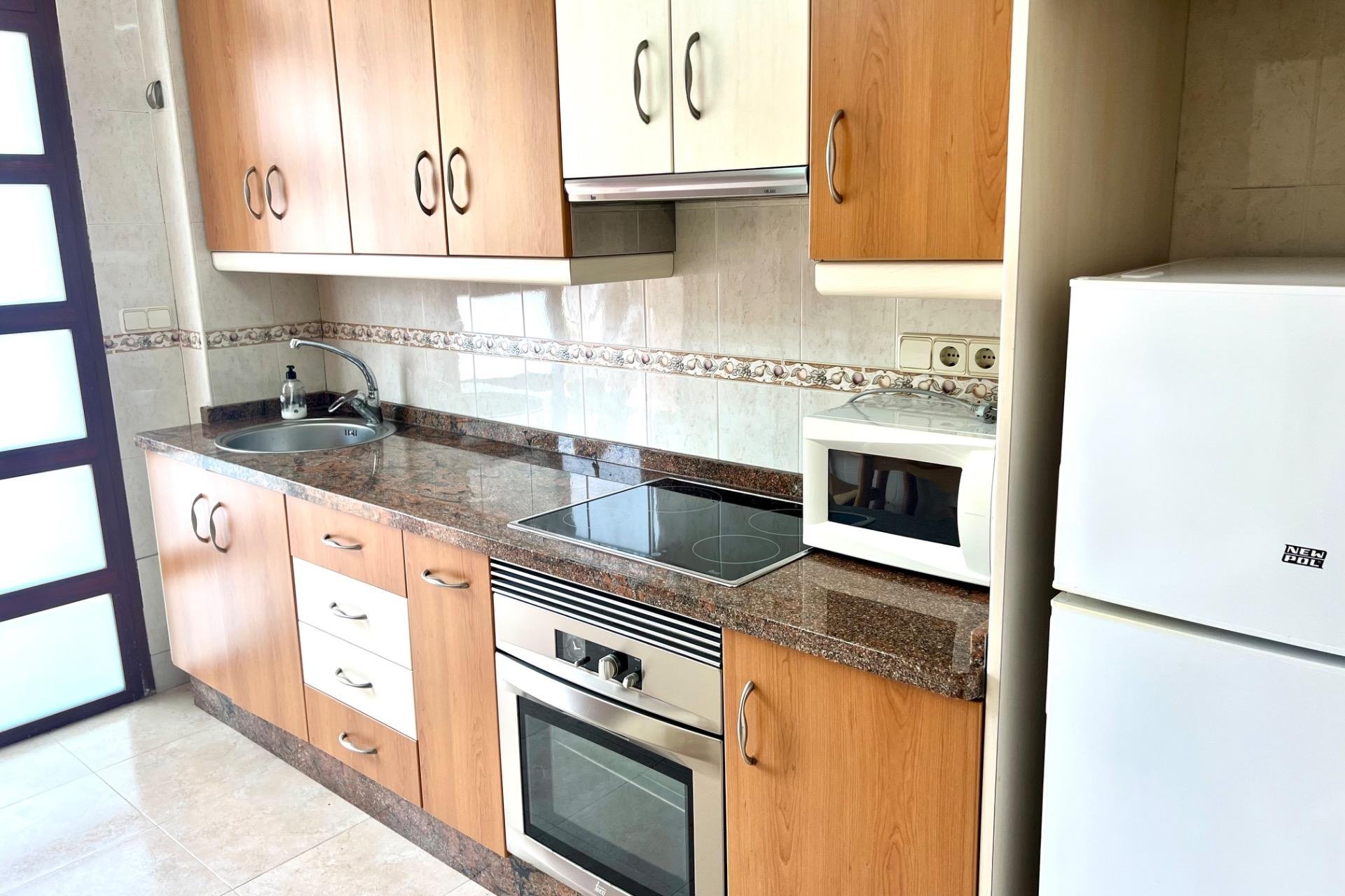 Segunda mano - Apartamento -
Torrevieja - Playa De Los Naufragos