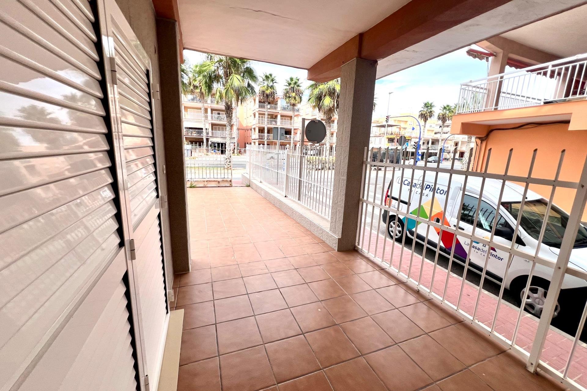 Segunda mano - Apartamento -
Torrevieja - Playa De Los Naufragos