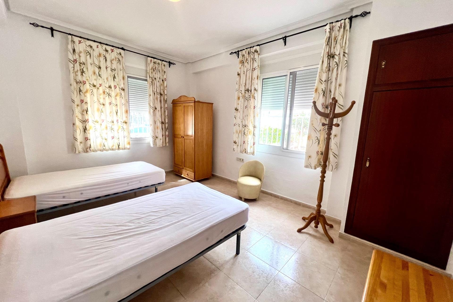 Segunda mano - Apartamento -
Torrevieja - Playa De Los Naufragos