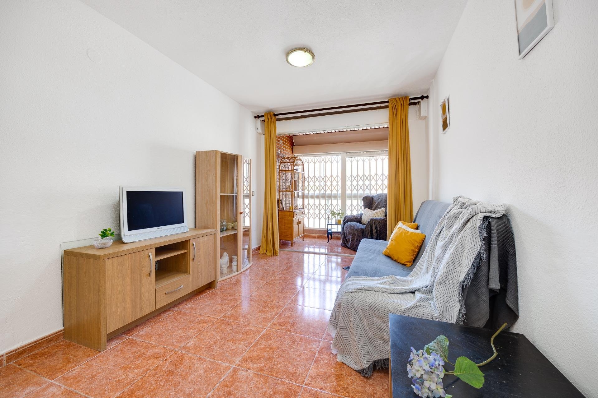 Segunda mano - Apartamento -
Torrevieja - Playa De Los Naufragos
