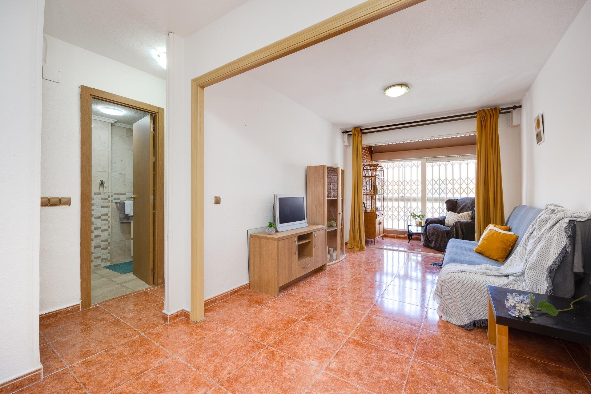Segunda mano - Apartamento -
Torrevieja - Playa De Los Naufragos