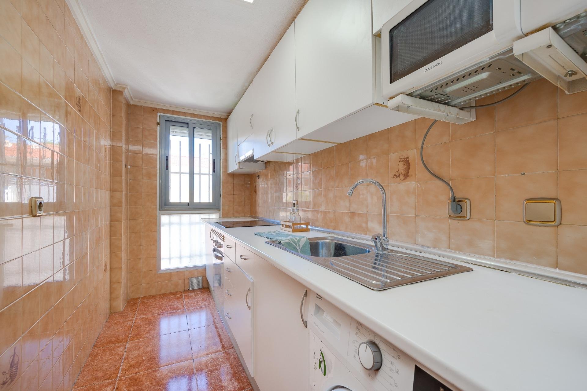 Segunda mano - Apartamento -
Torrevieja - Playa De Los Naufragos