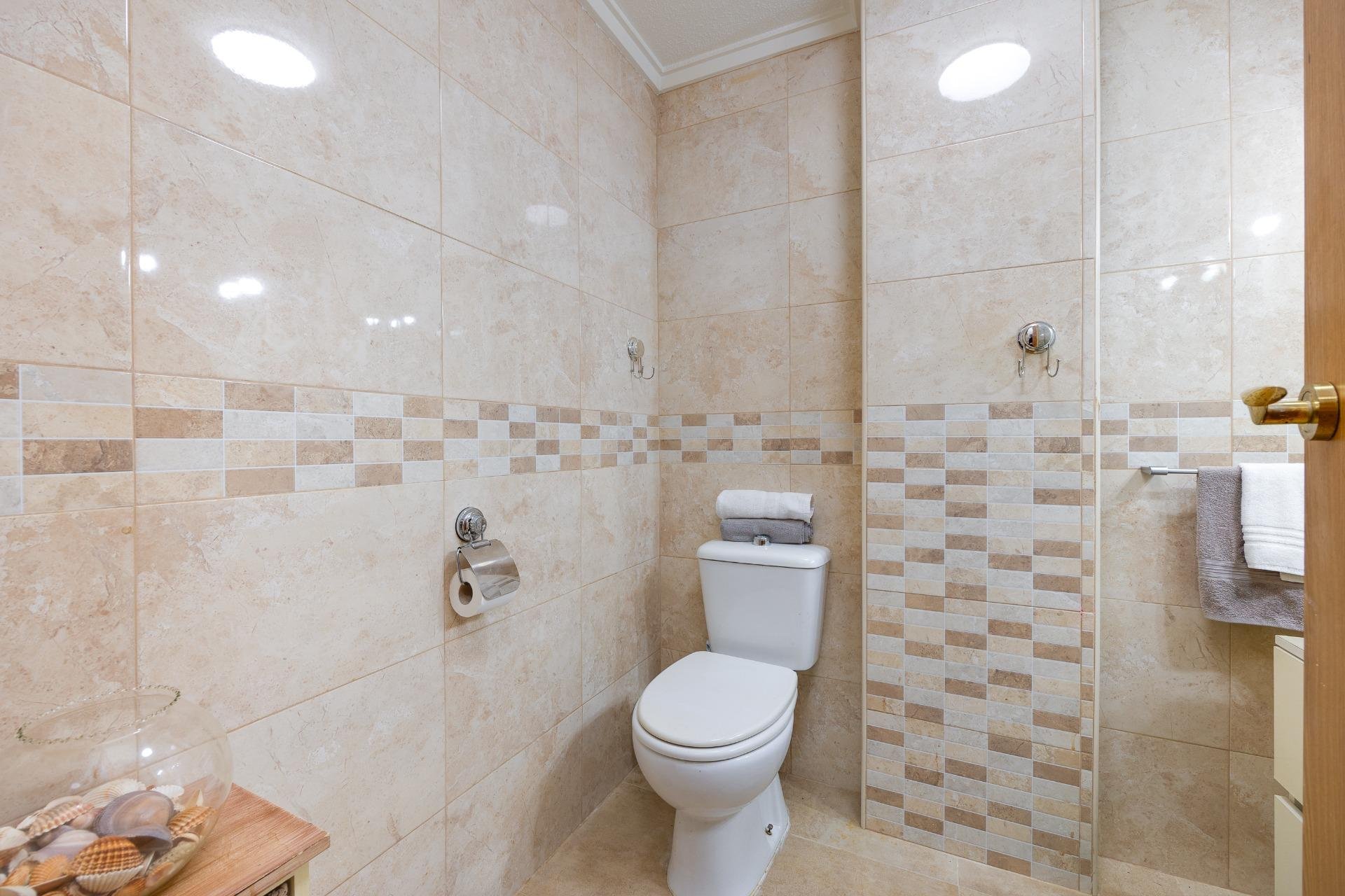 Segunda mano - Apartamento -
Torrevieja - Playa De Los Naufragos