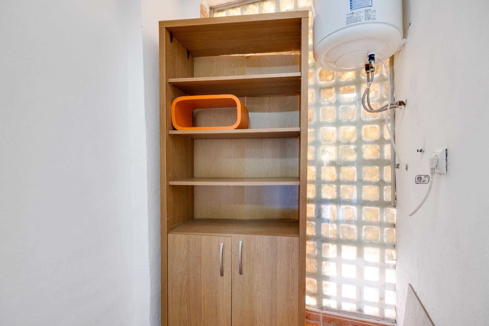 Segunda mano - Apartamento -
Torrevieja - Playa De Los Naufragos