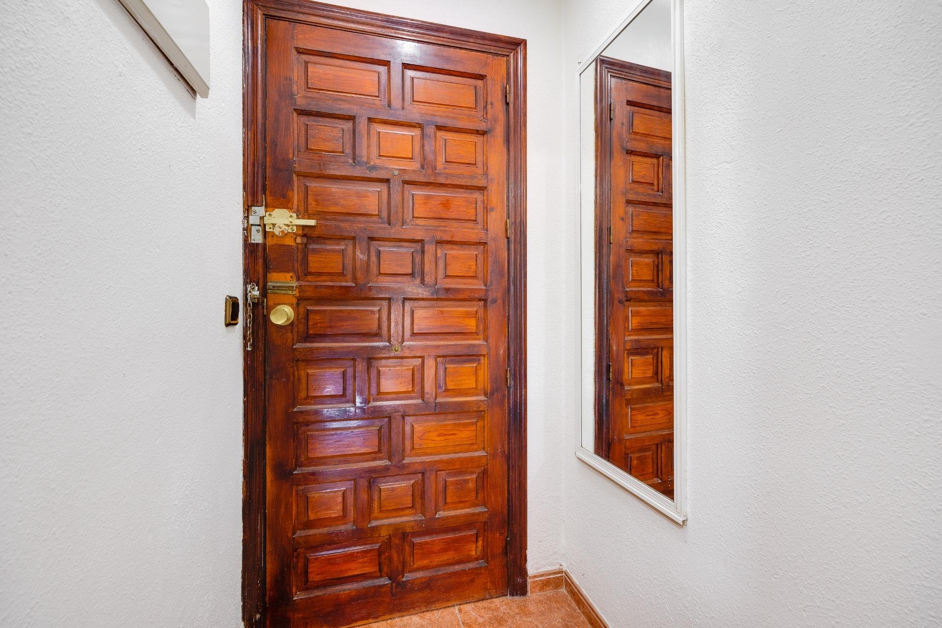 Segunda mano - Apartamento -
Torrevieja - Playa De Los Naufragos