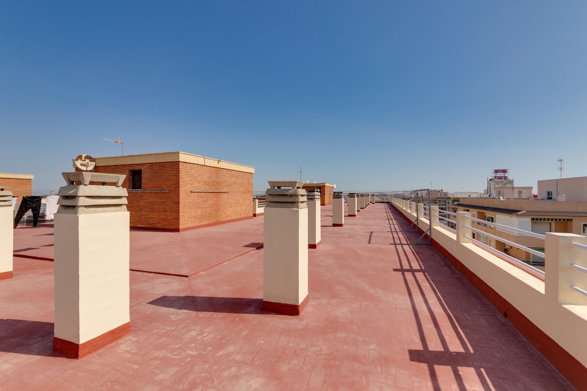 Segunda mano - Apartamento -
Torrevieja - Playa De Los Naufragos