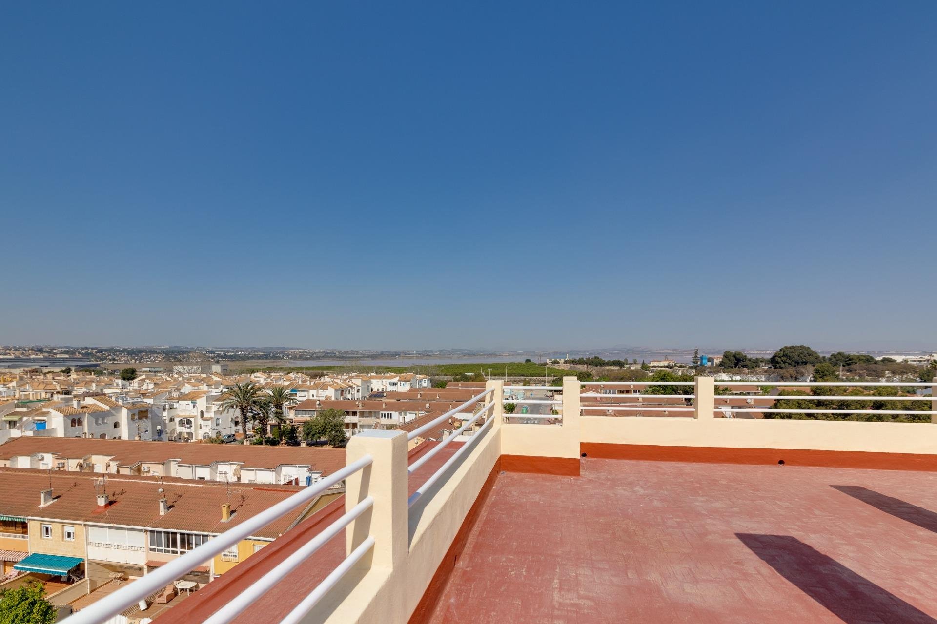 Segunda mano - Apartamento -
Torrevieja - Playa De Los Naufragos