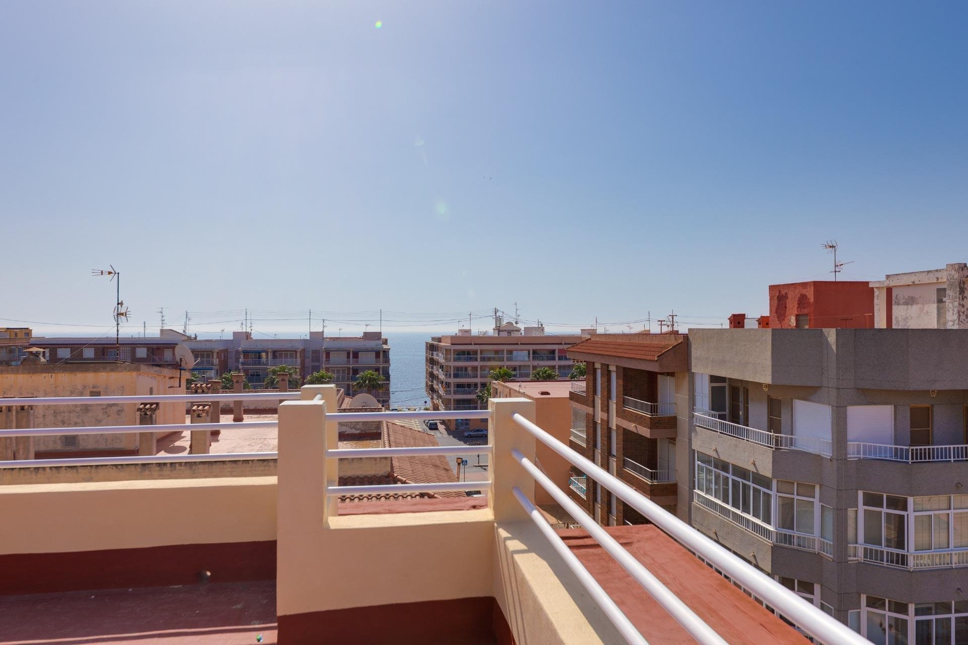 Segunda mano - Apartamento -
Torrevieja - Playa De Los Naufragos