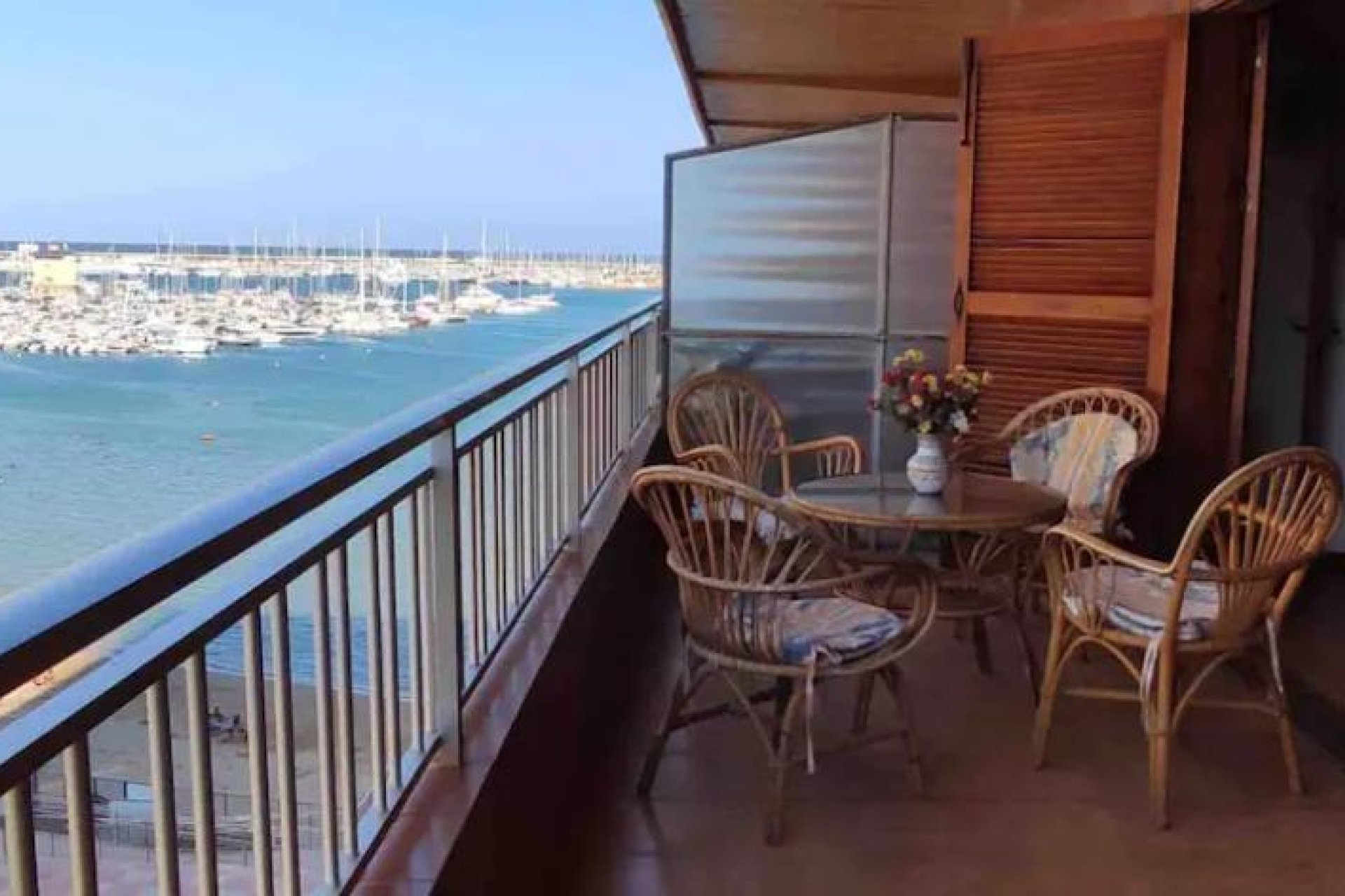 Segunda mano - Apartamento -
Torrevieja - Playa De Los Naufragos