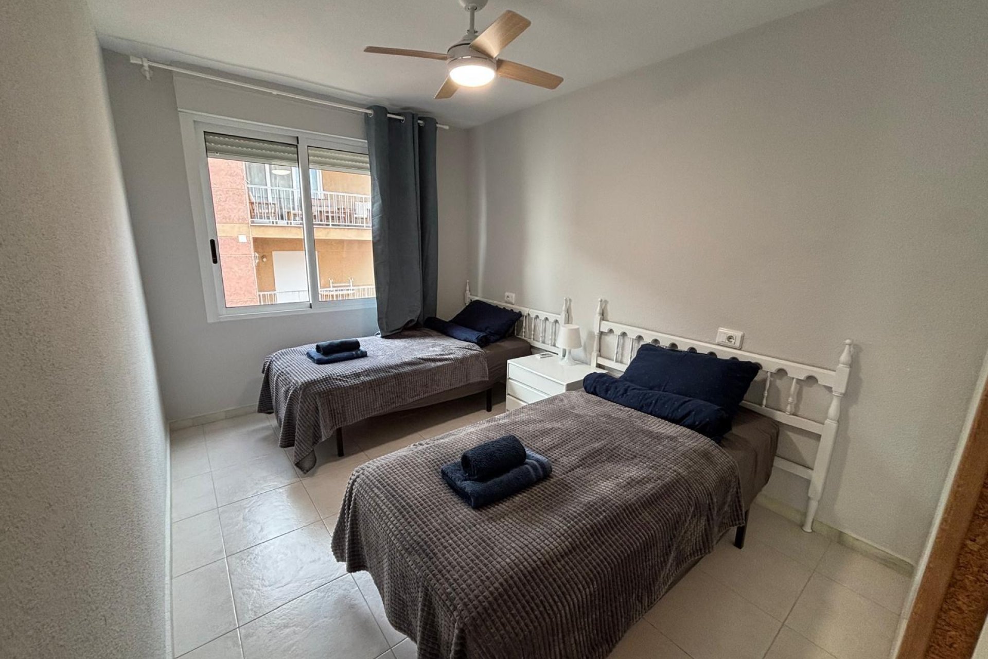 Segunda mano - Apartamento -
Torrevieja - Playa De Los Naufragos