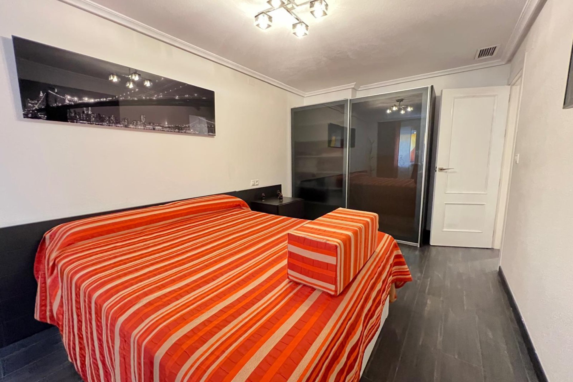 Segunda mano - Apartamento -
Torrevieja - Playa del Cura