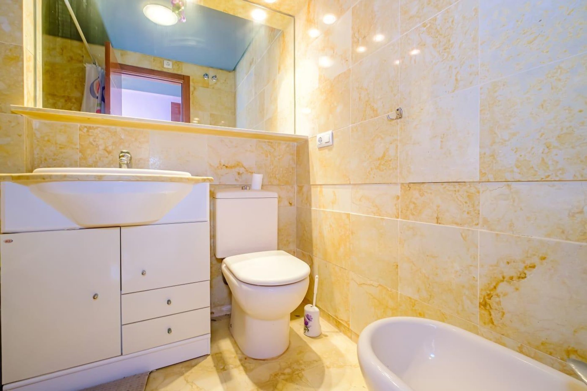 Segunda mano - Apartamento -
Torrevieja - Playa del Cura