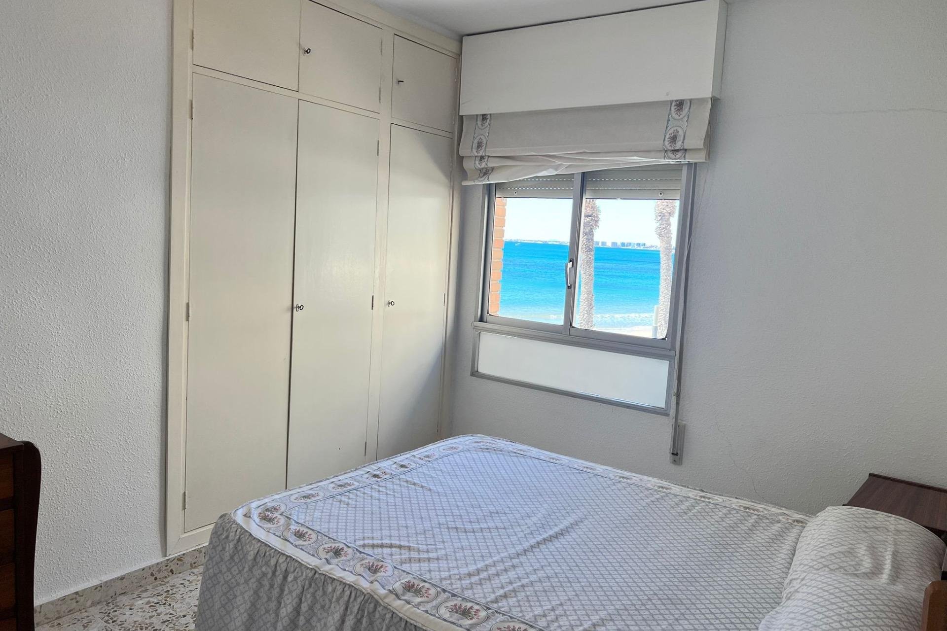 Segunda mano - Apartamento -
Torrevieja - Playa del Cura