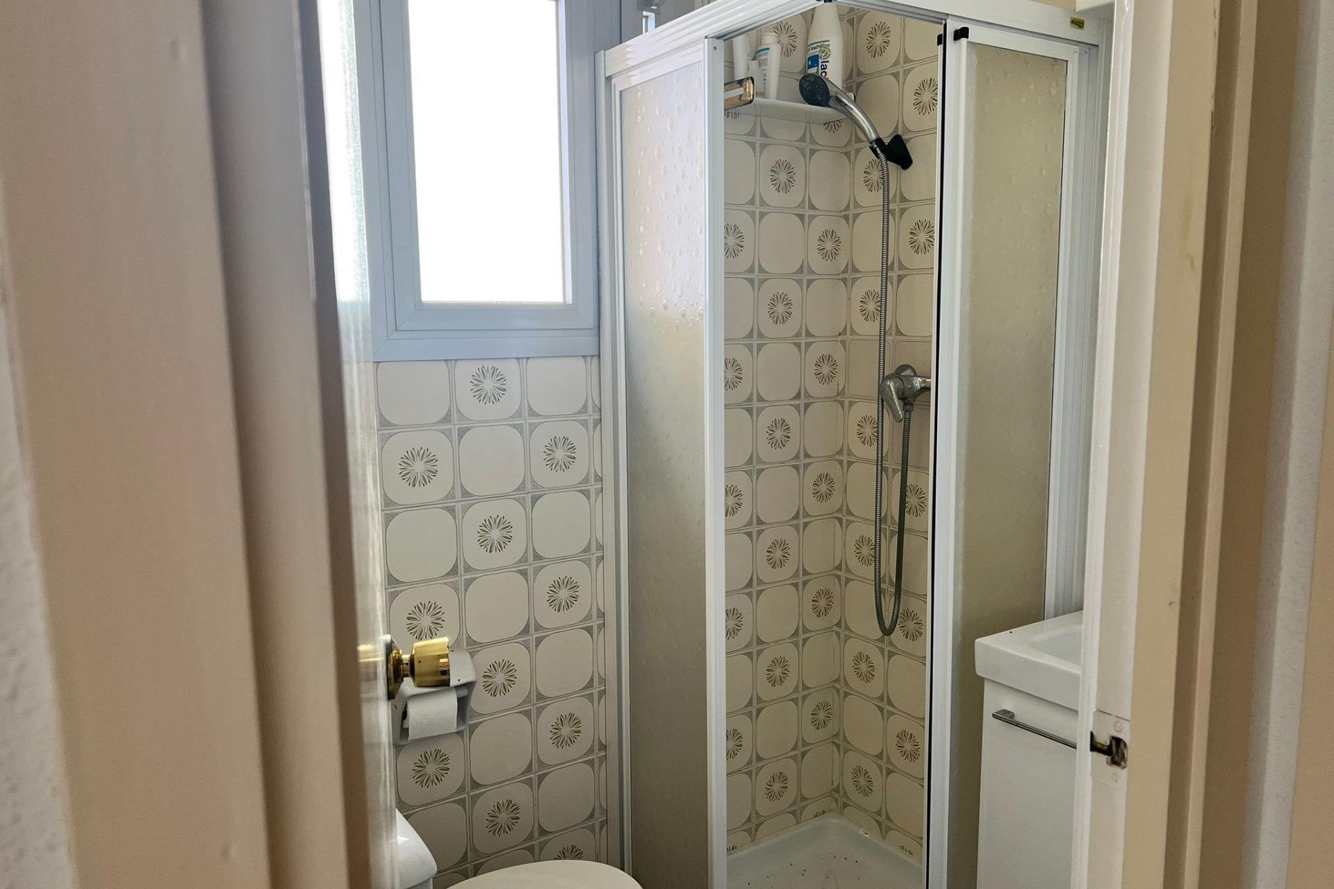 Segunda mano - Apartamento -
Torrevieja - Playa del Cura