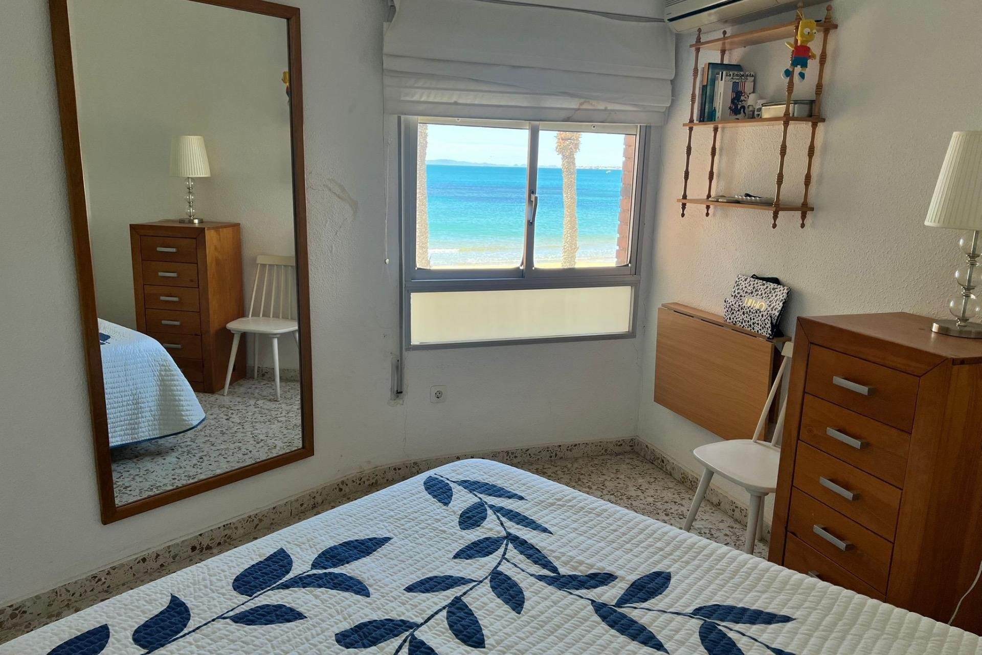 Segunda mano - Apartamento -
Torrevieja - Playa del Cura