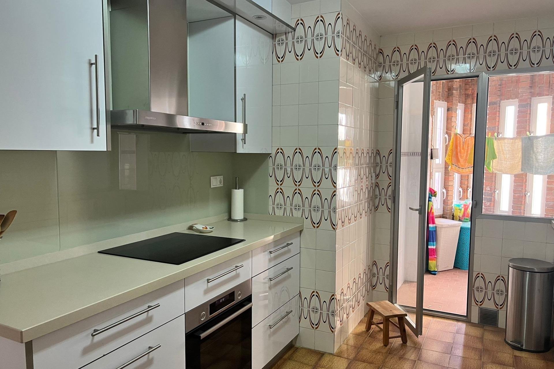 Segunda mano - Apartamento -
Torrevieja - Playa del Cura
