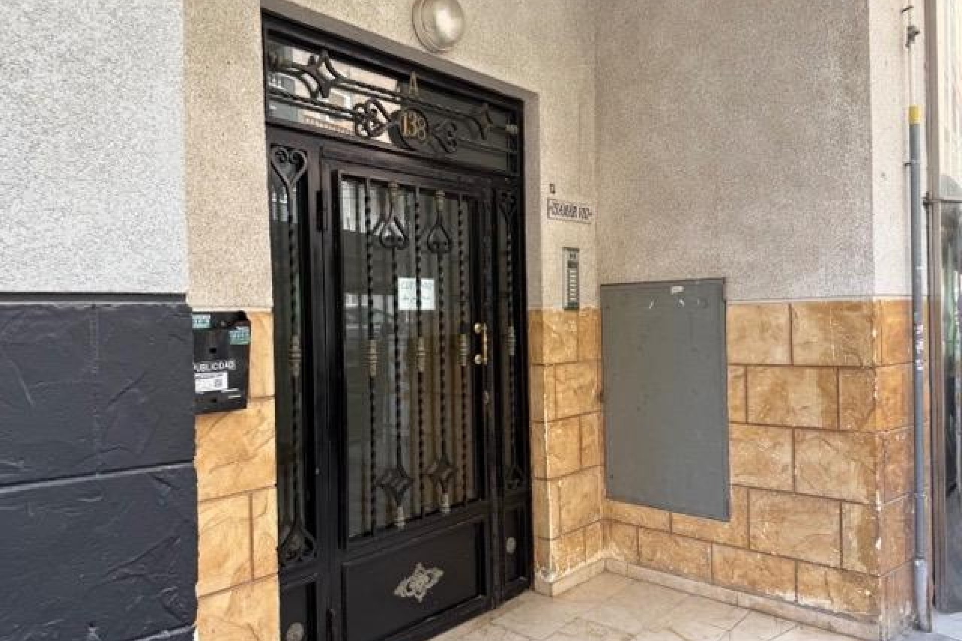 Segunda mano - Apartamento -
Torrevieja - Playa del Cura