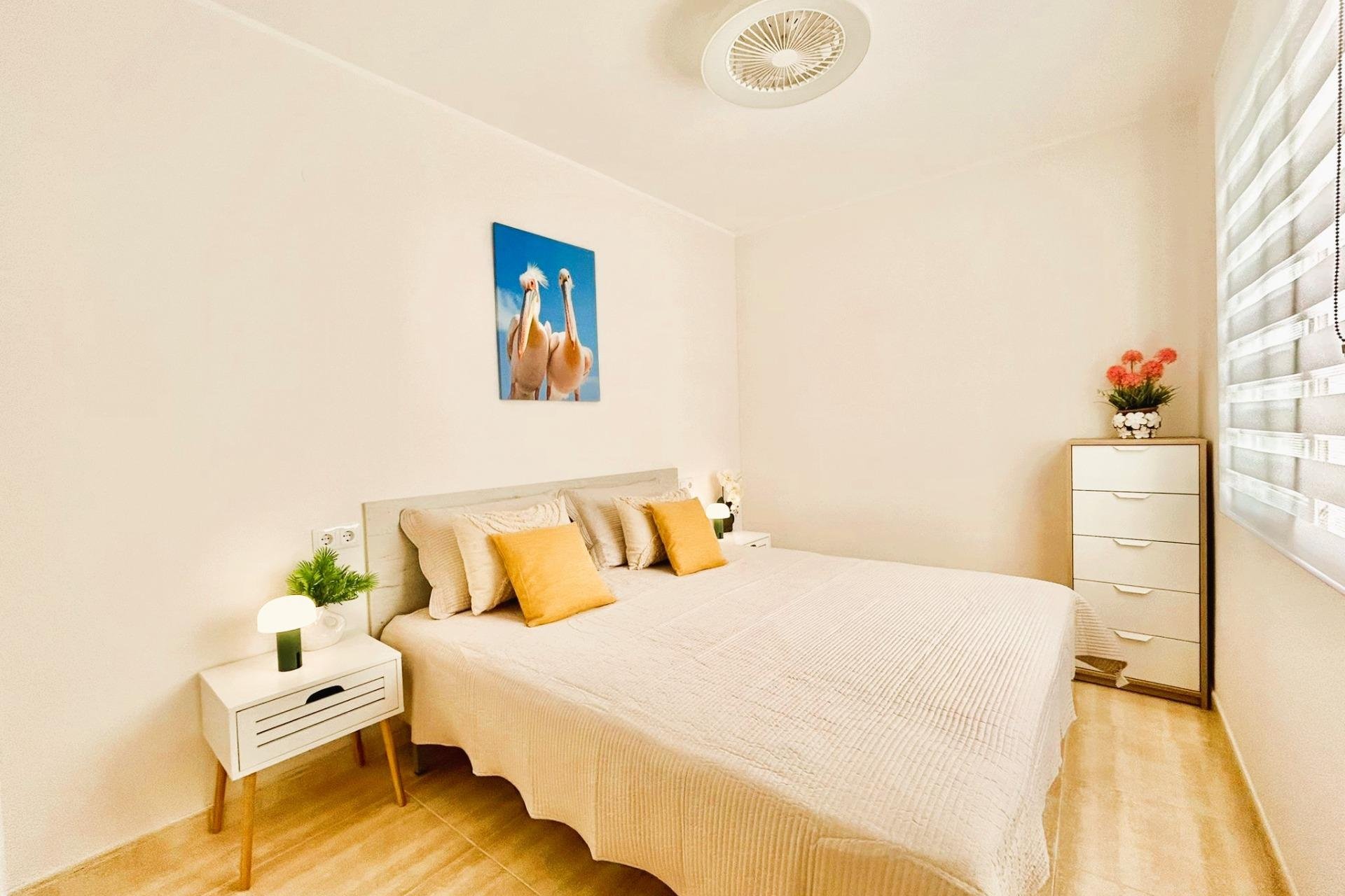 Segunda mano - Apartamento -
Torrevieja - Playa del Cura