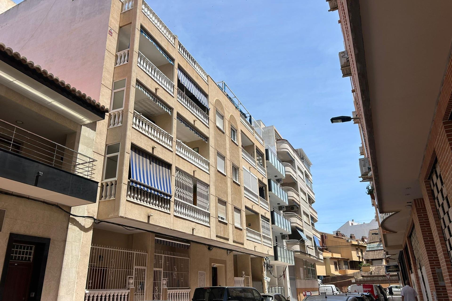 Segunda mano - Apartamento -
Torrevieja - Playa del Cura