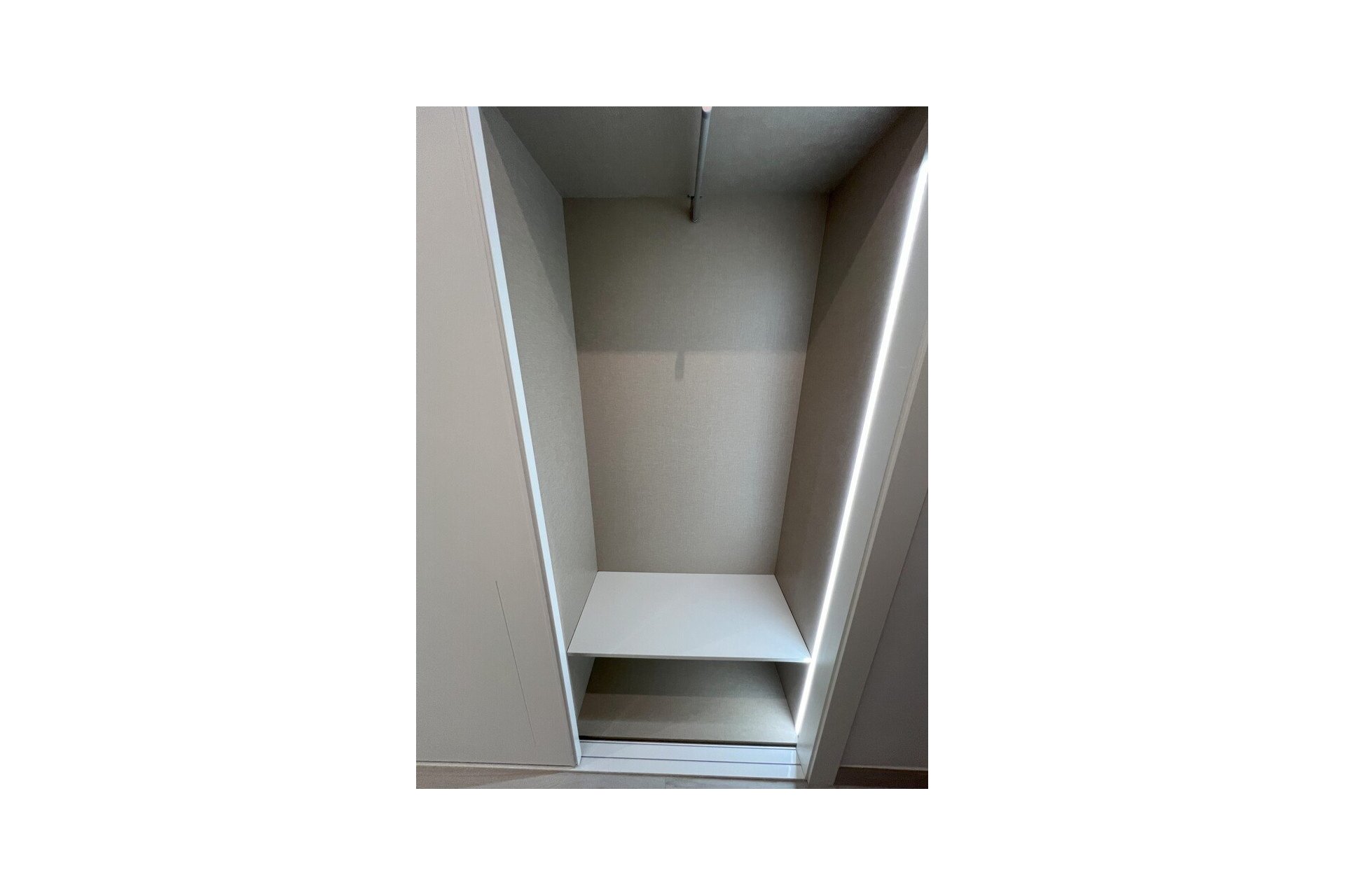 Segunda mano - Apartamento -
Torrevieja - Playa del Cura