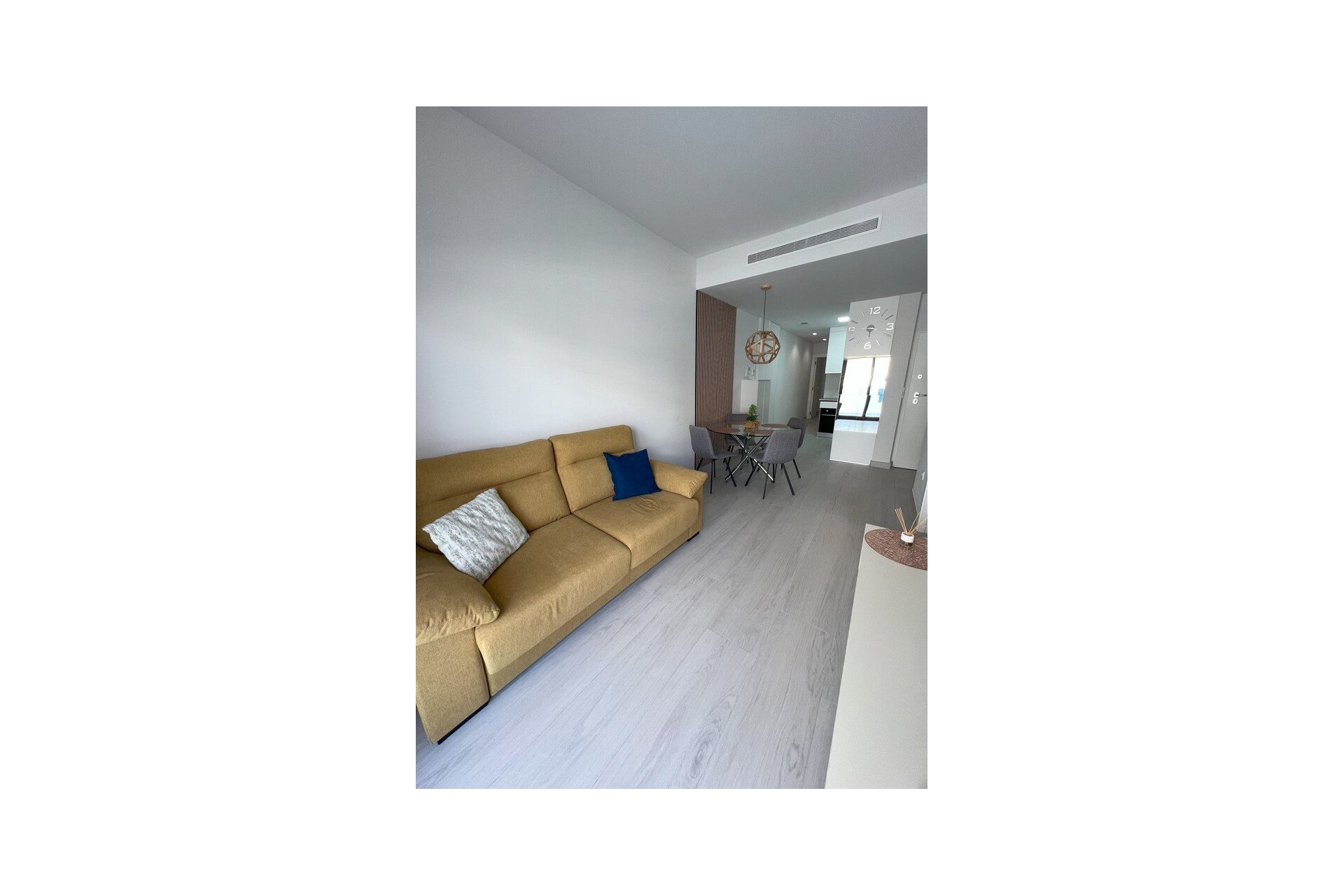 Segunda mano - Apartamento -
Torrevieja - Playa del Cura
