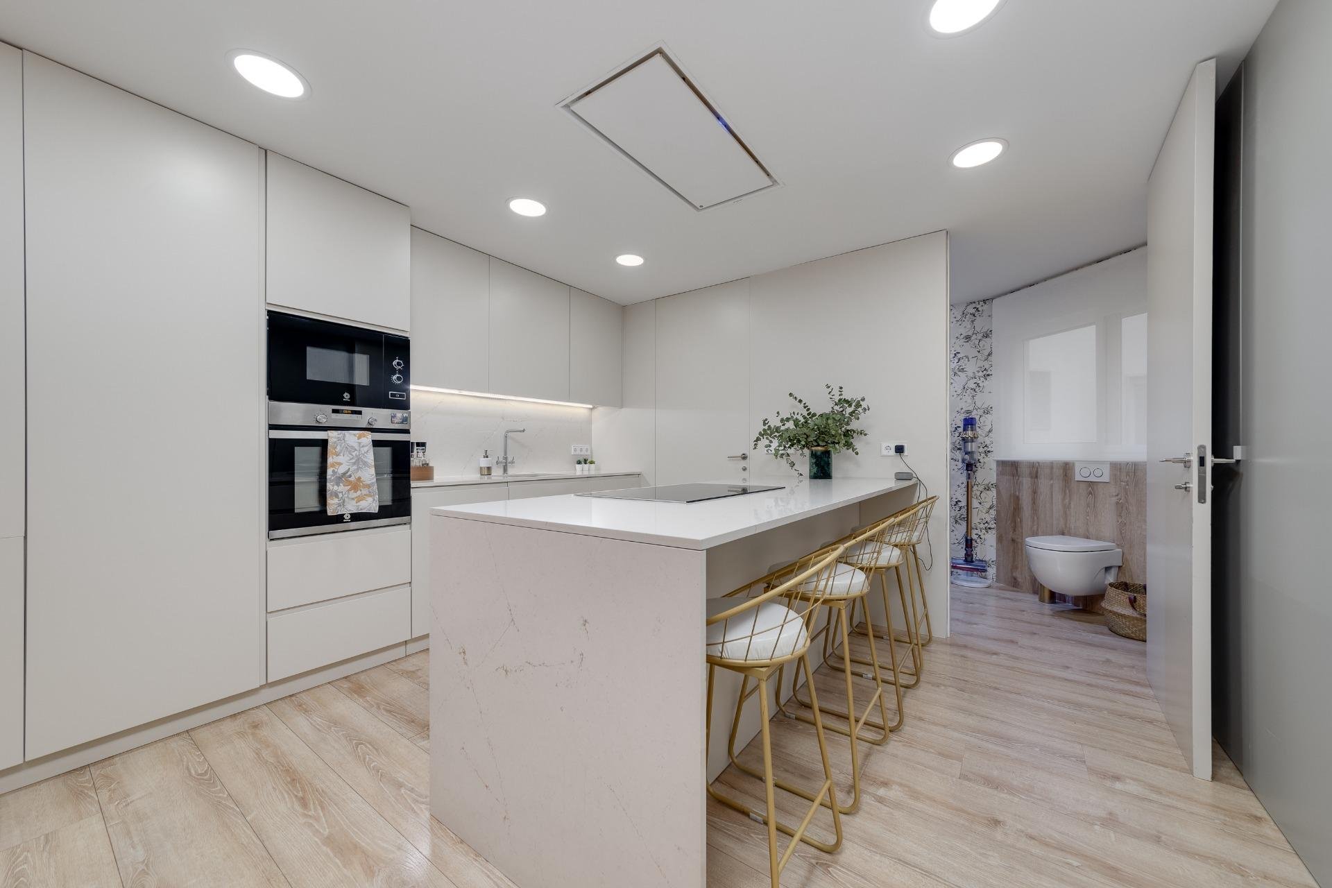 Segunda mano - Apartamento -
Torrevieja - Playa del Cura