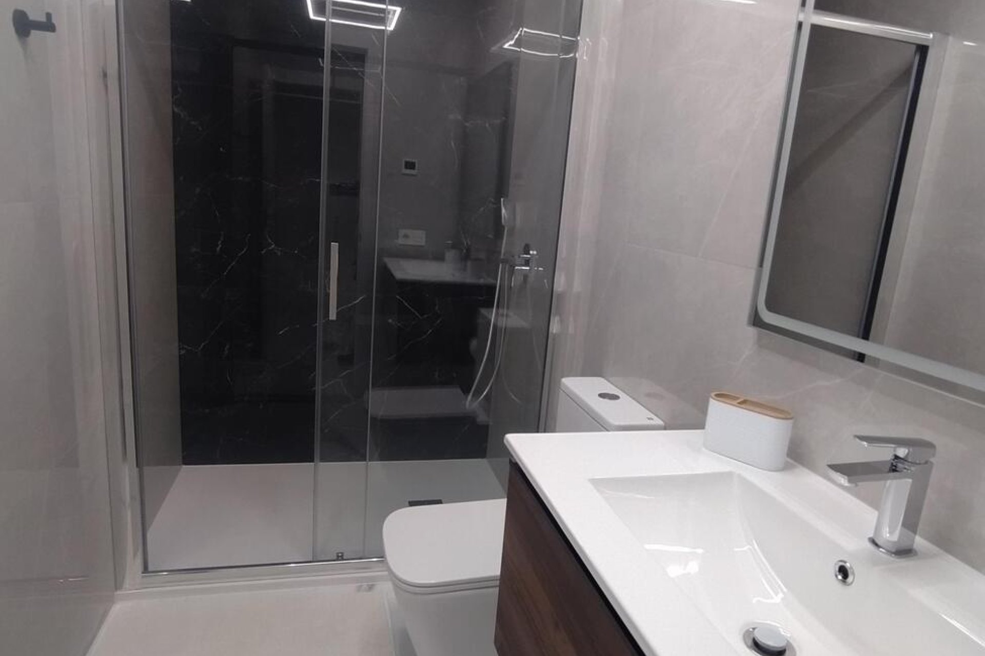 Segunda mano - Apartamento -
Torrevieja - Playa del Cura